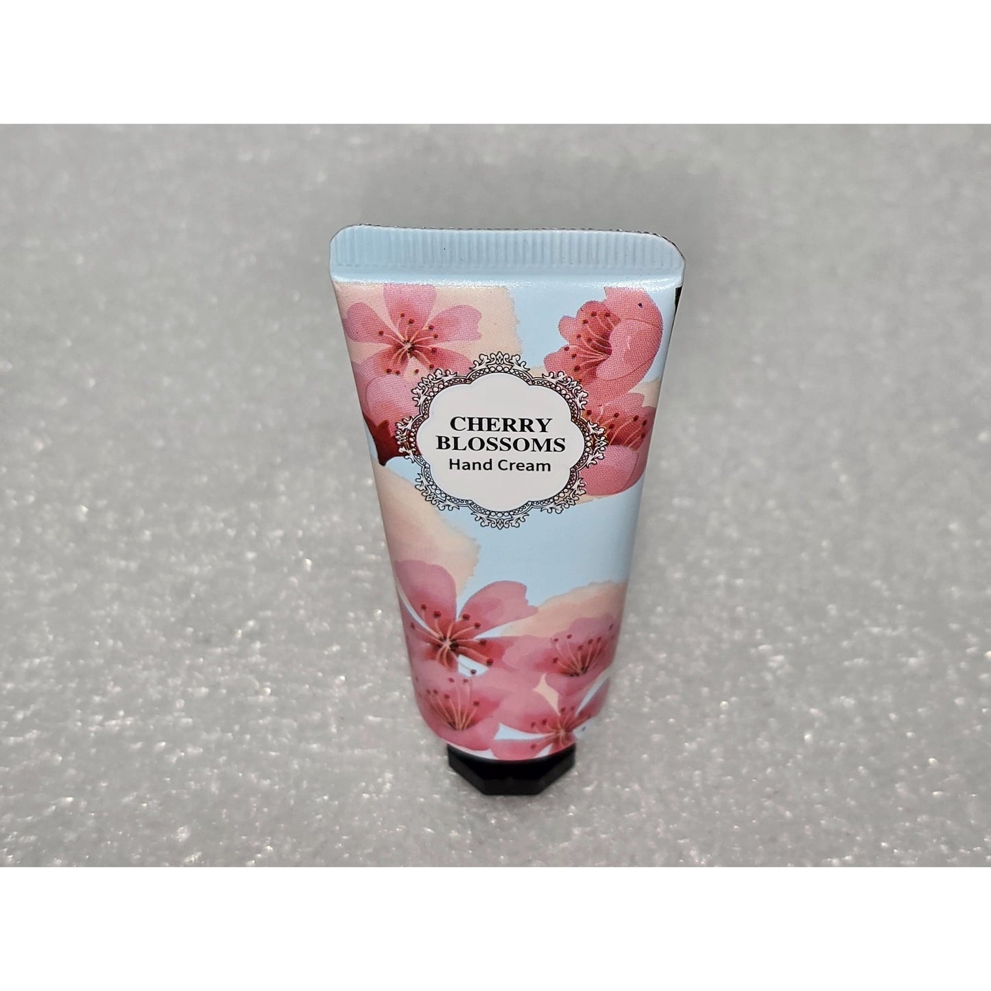 Ankooy Cherry Blossoms Natural Green Hand Cream Travel Size