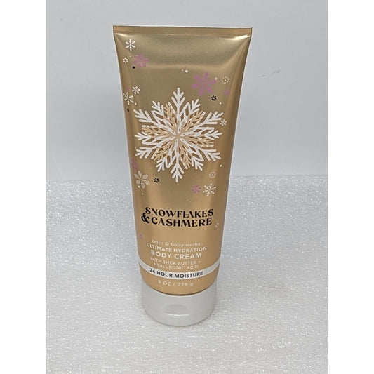 Bath & Body Works Snowflakes & Cashmere Ultimate Hydration Body Cream 8 oz