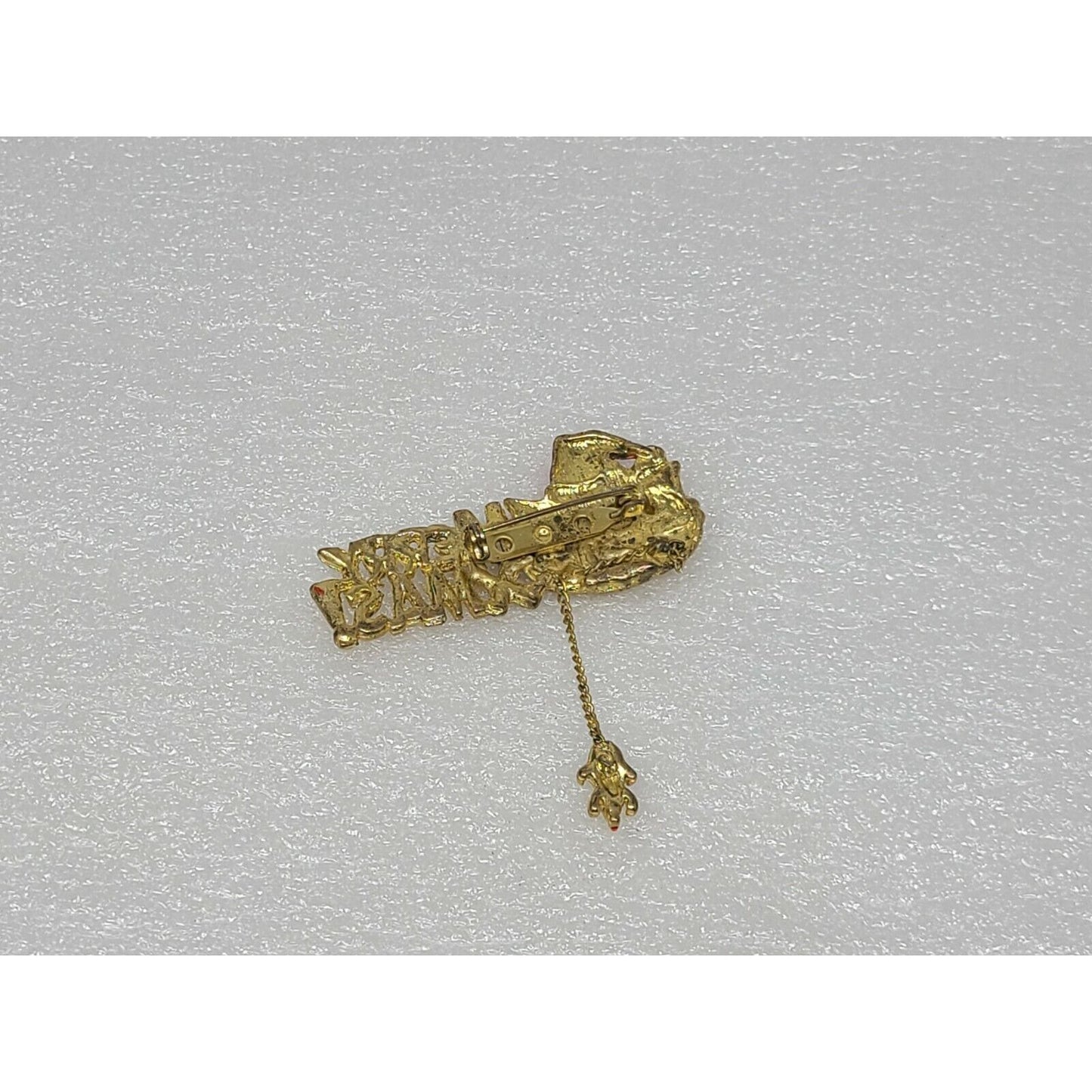 Vintage Merry Xmas Brooch Cat w/Santa Claus Hat Gold Tone Christmas