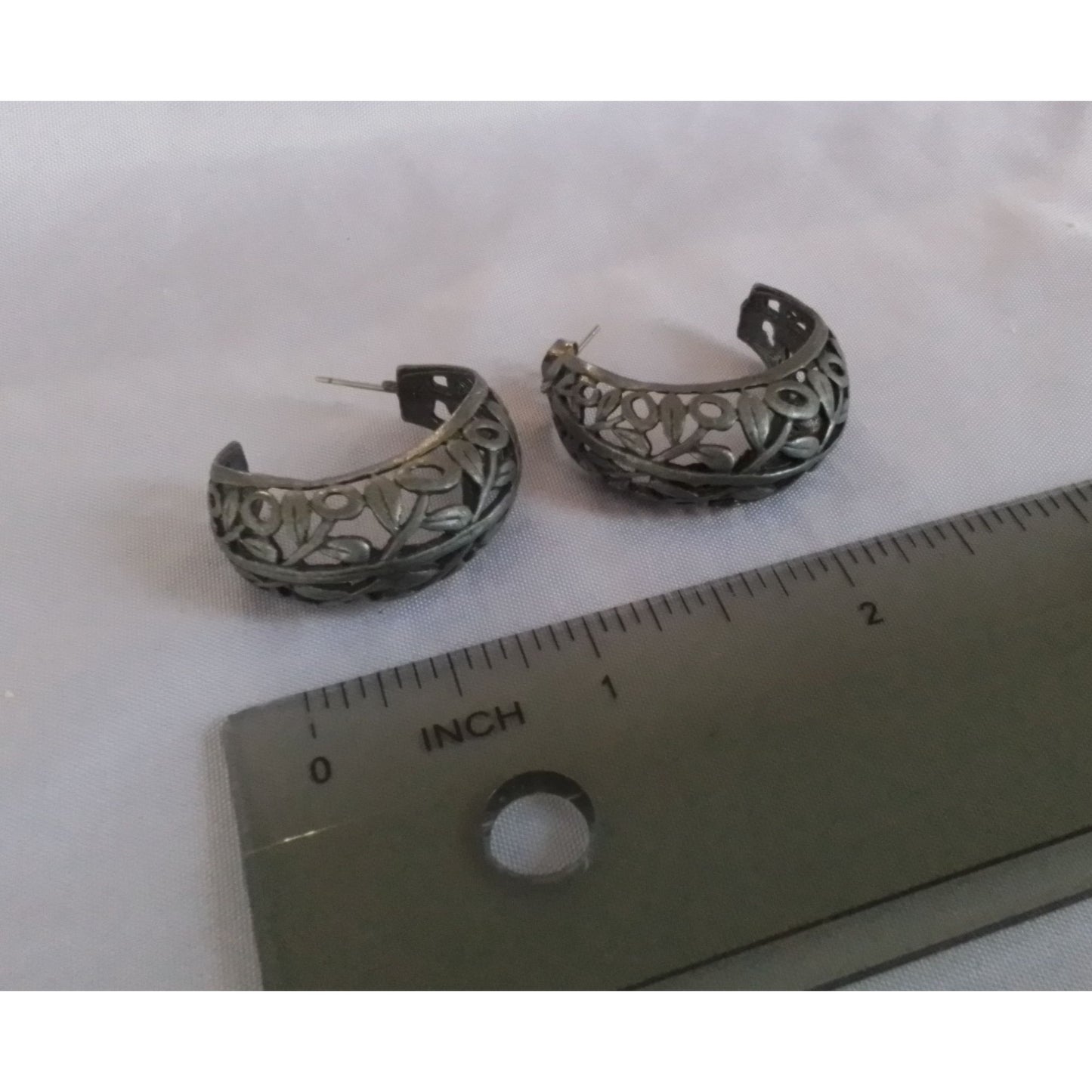 Vintage Silver-Tone Floral Engraved Hoop Earrings