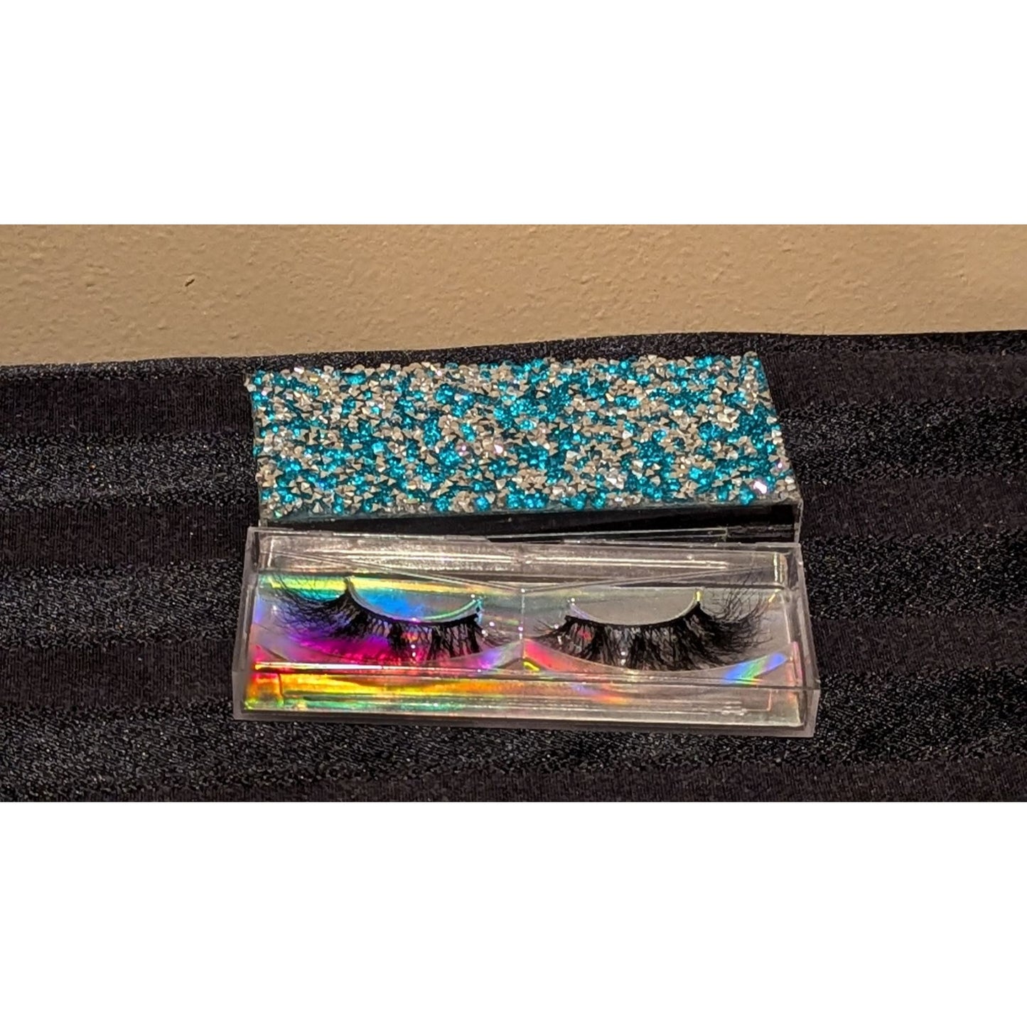 3D Faux Mink Lashes Blue Glitter Box Dramatic Volume & Length Eyelashes Black