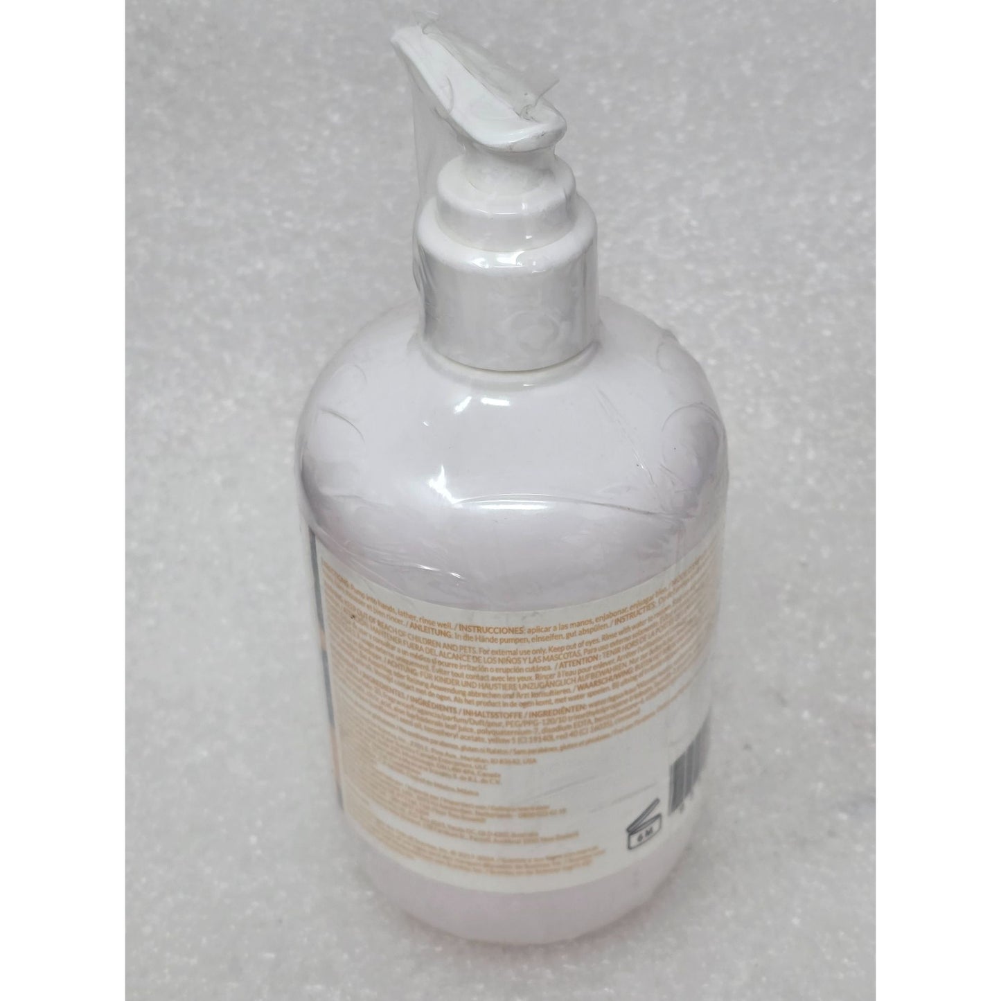 Scentsy Gimme Candy Hand Soap Caramelized Sugar Sweet Buttercream & Golden Honey