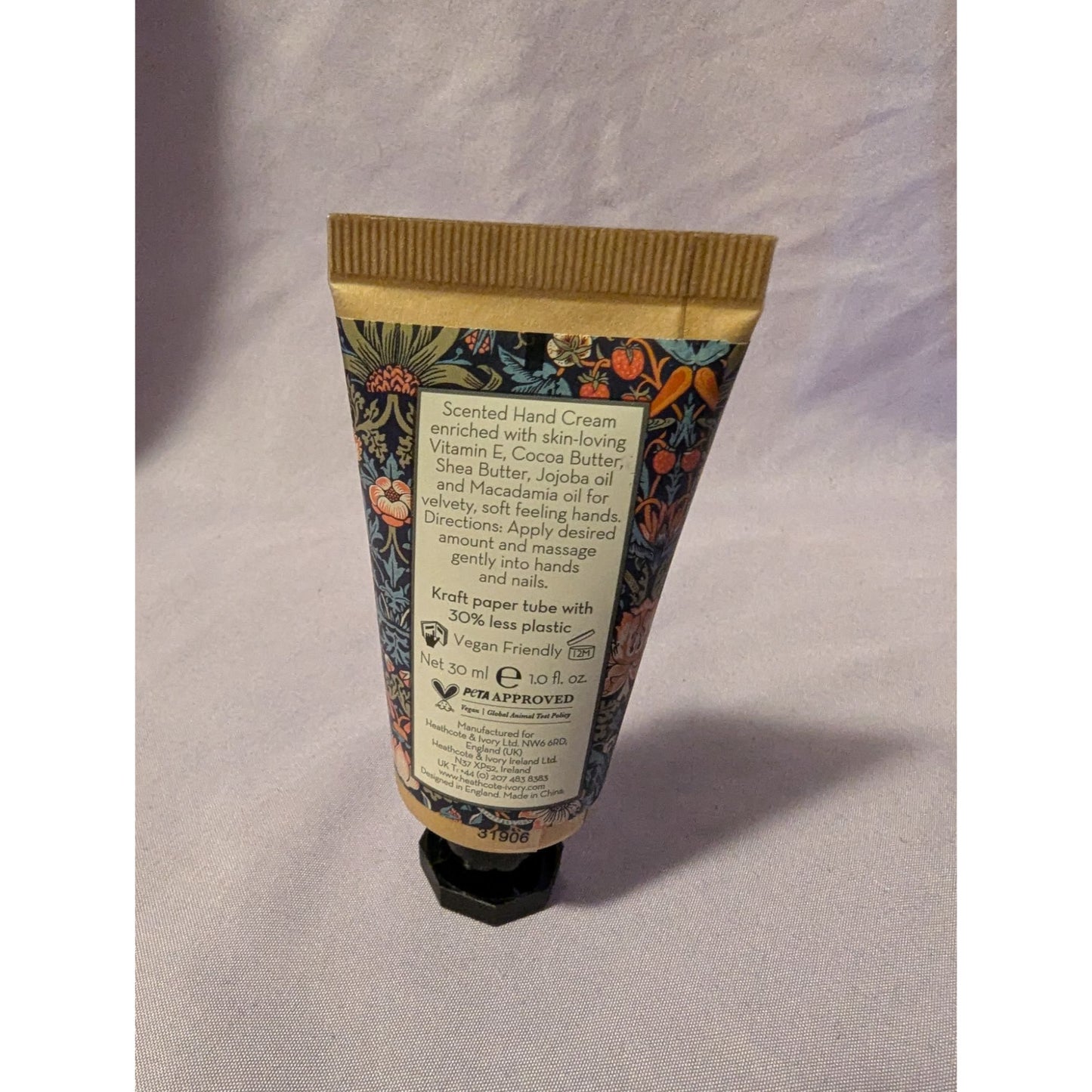 William Morris At Home Patchouli & Red Berry Hand Cream Vegan 30ml