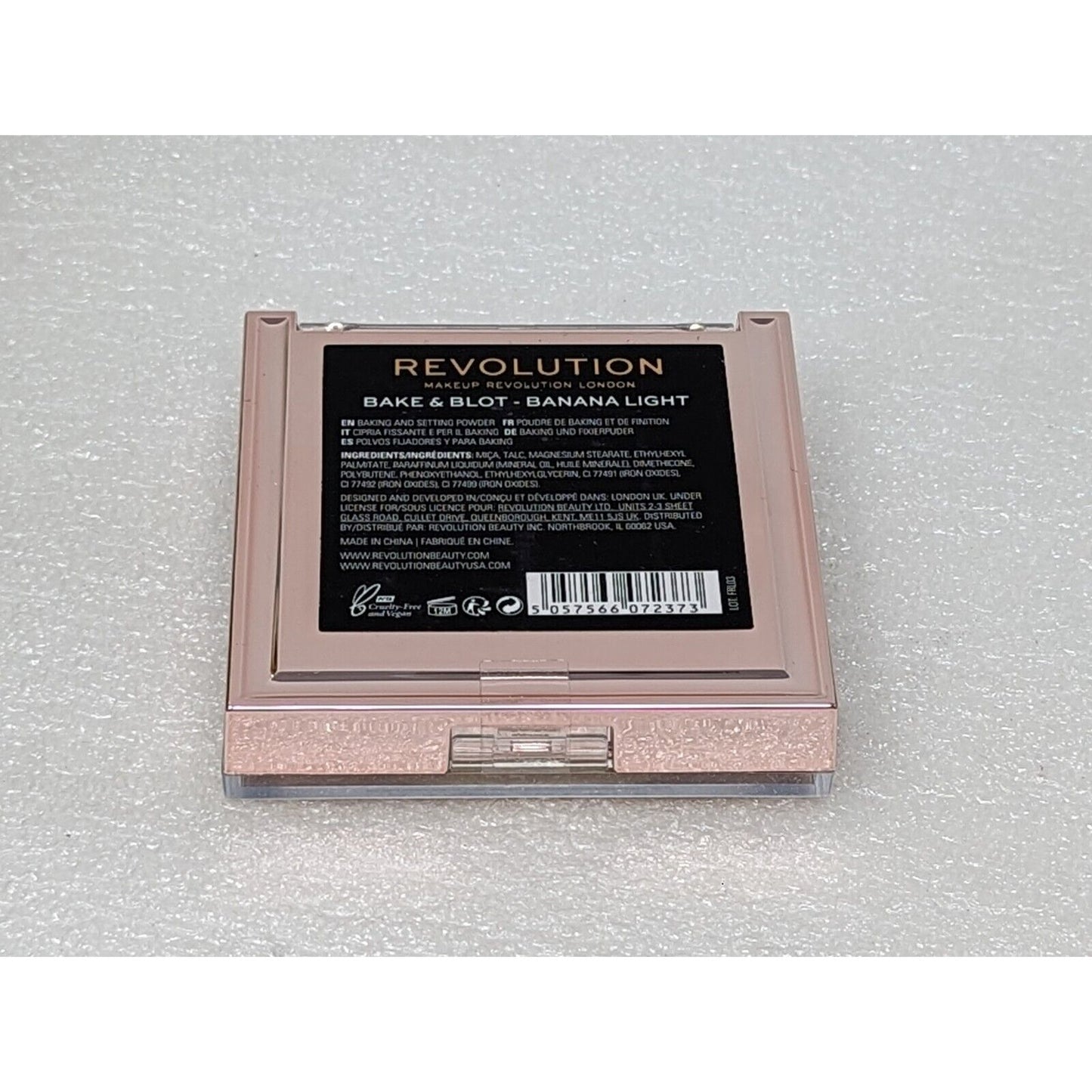 Makeup Revolution Bake & Blot Pressed Setting Powder Banana Light