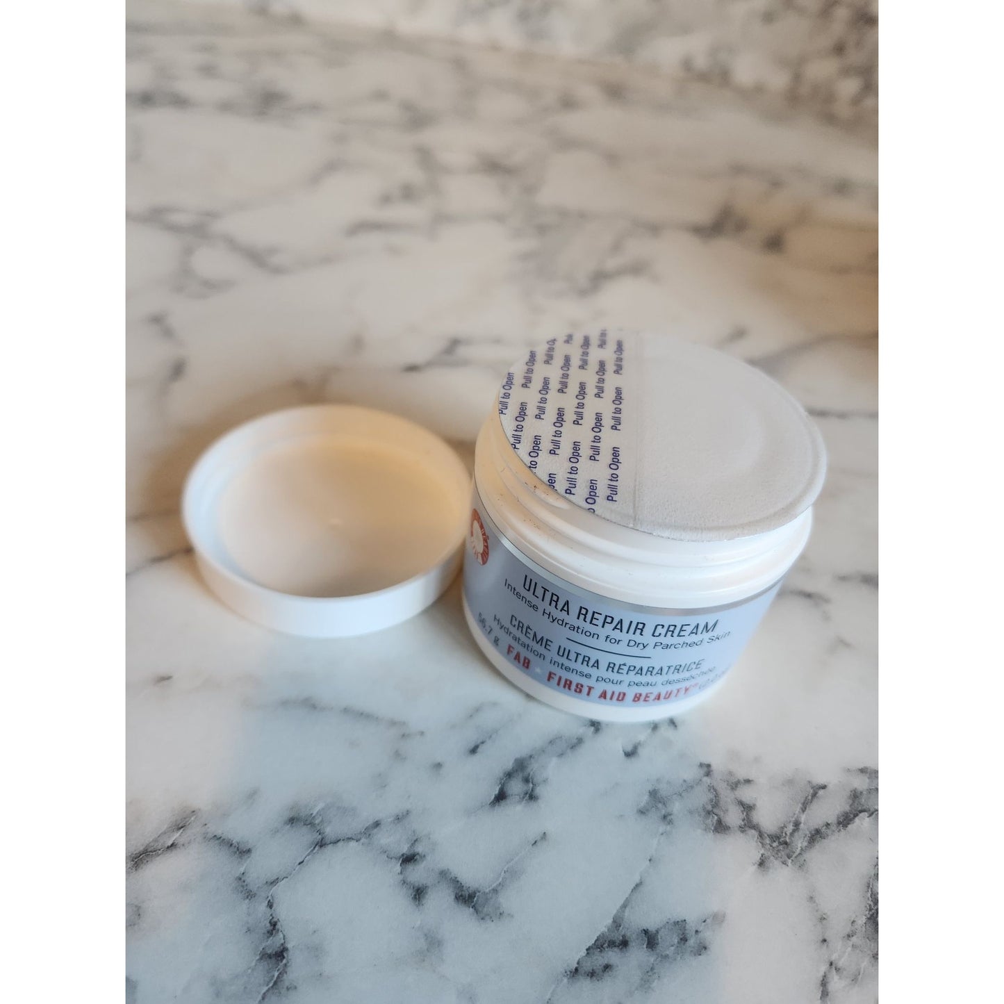 First Aid Beauty Ultra Repair Cream 56.7g Intense Hydration For Dry Parched Skin