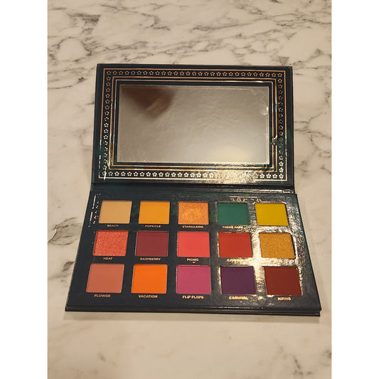 Ace Beauté Nostalgia Eyeshadow Palette