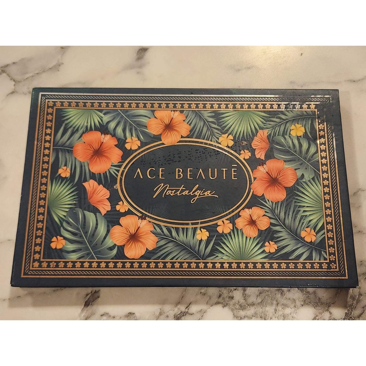 Ace Beauté Nostalgia Eyeshadow Palette