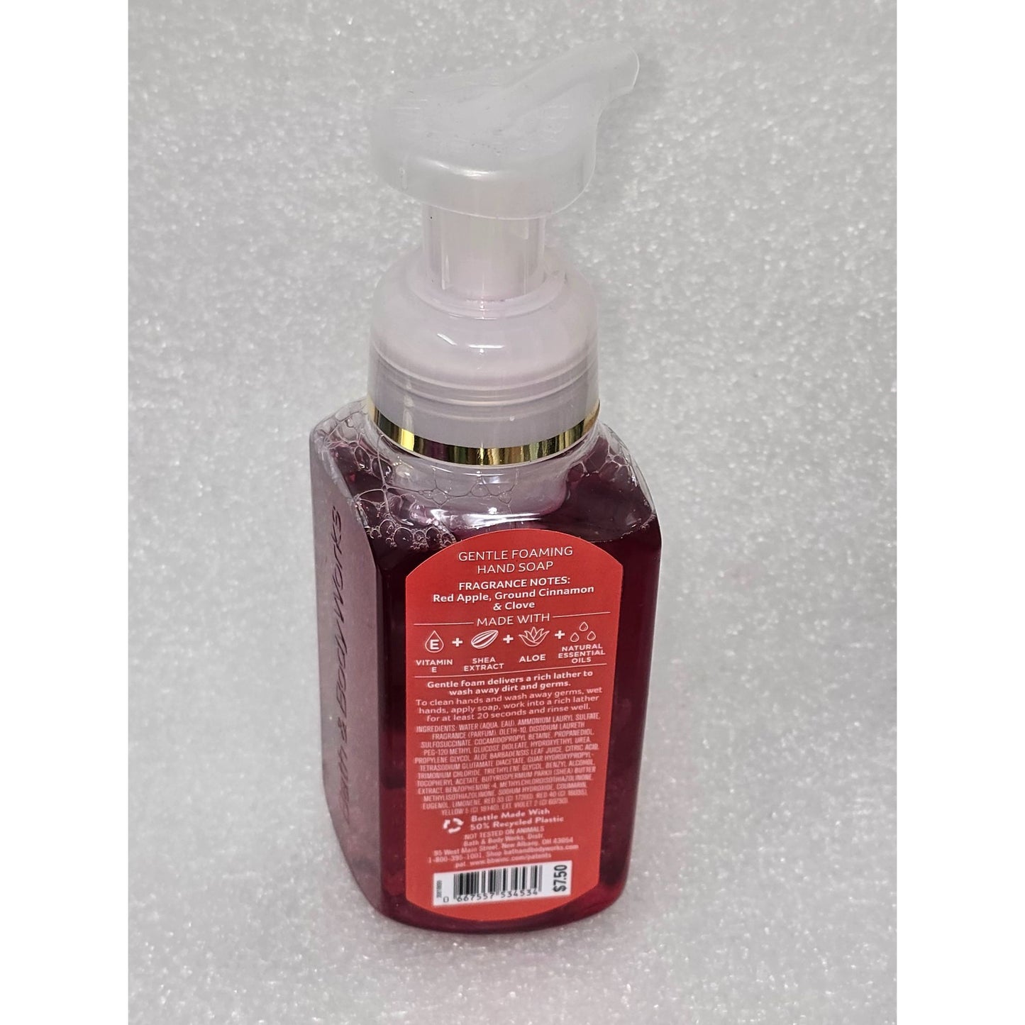 White Barn Bath & Body Works Tis the Season Gentle Foaming Hand Soap 8.75 oz
