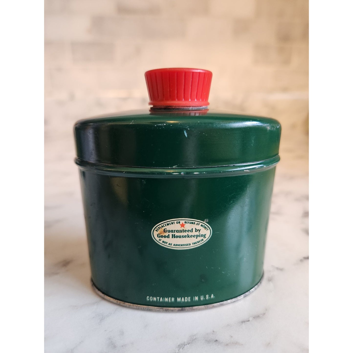 Vintage Avon Talc For Men Green Tin With Red Cap 2 5/8 Oz Made In USA