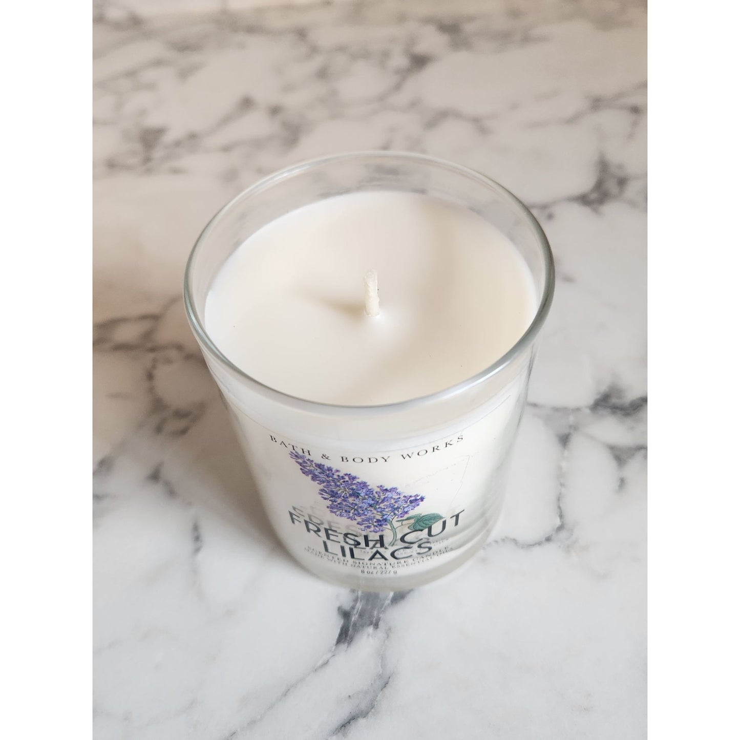 Bath & Body Works Fresh Cut Lilacs Single Wick Candle 8 Oz