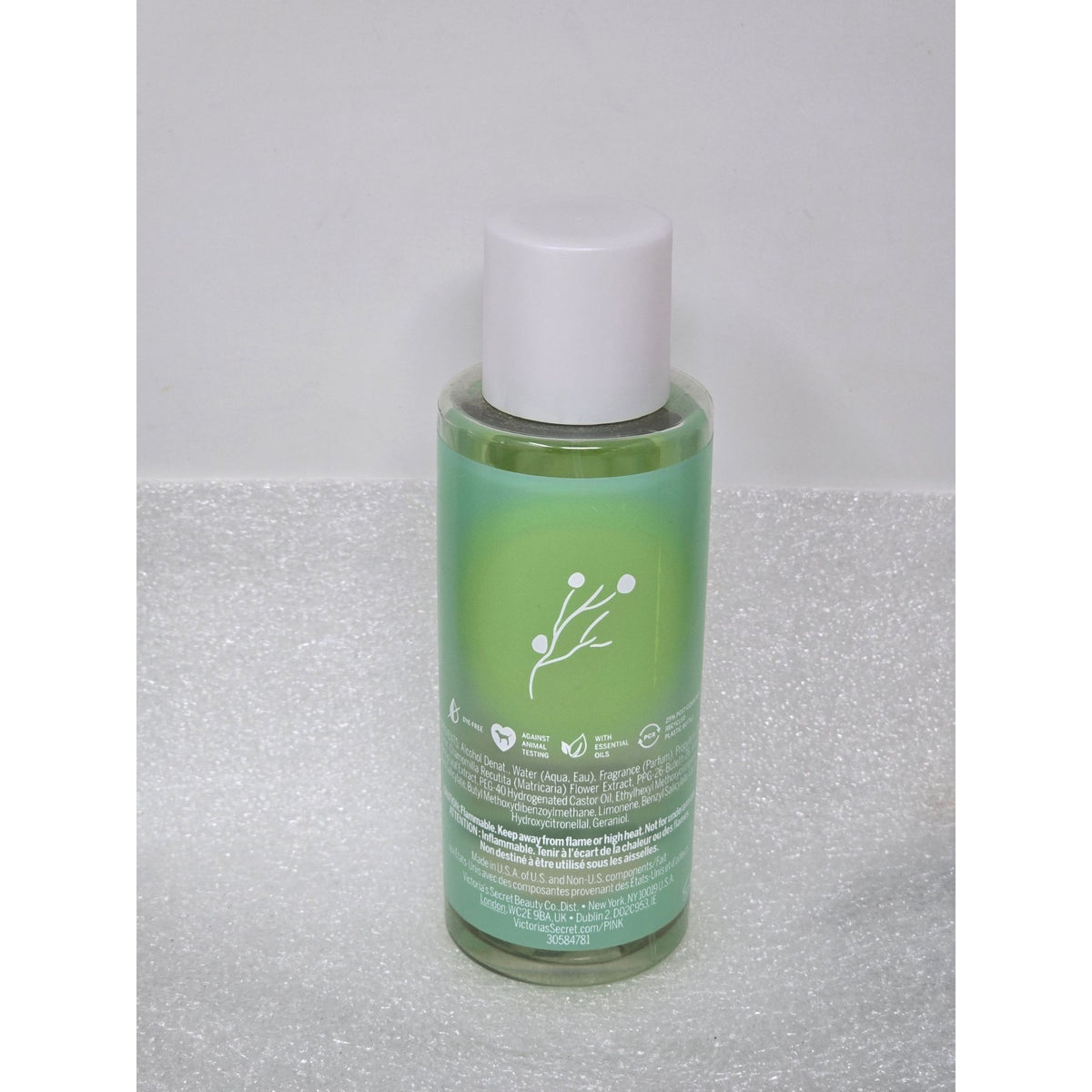 Victoria's Secret Pink Coconut Ice Body Mist Frozen Coconut & Mint Woods 8.4 oz