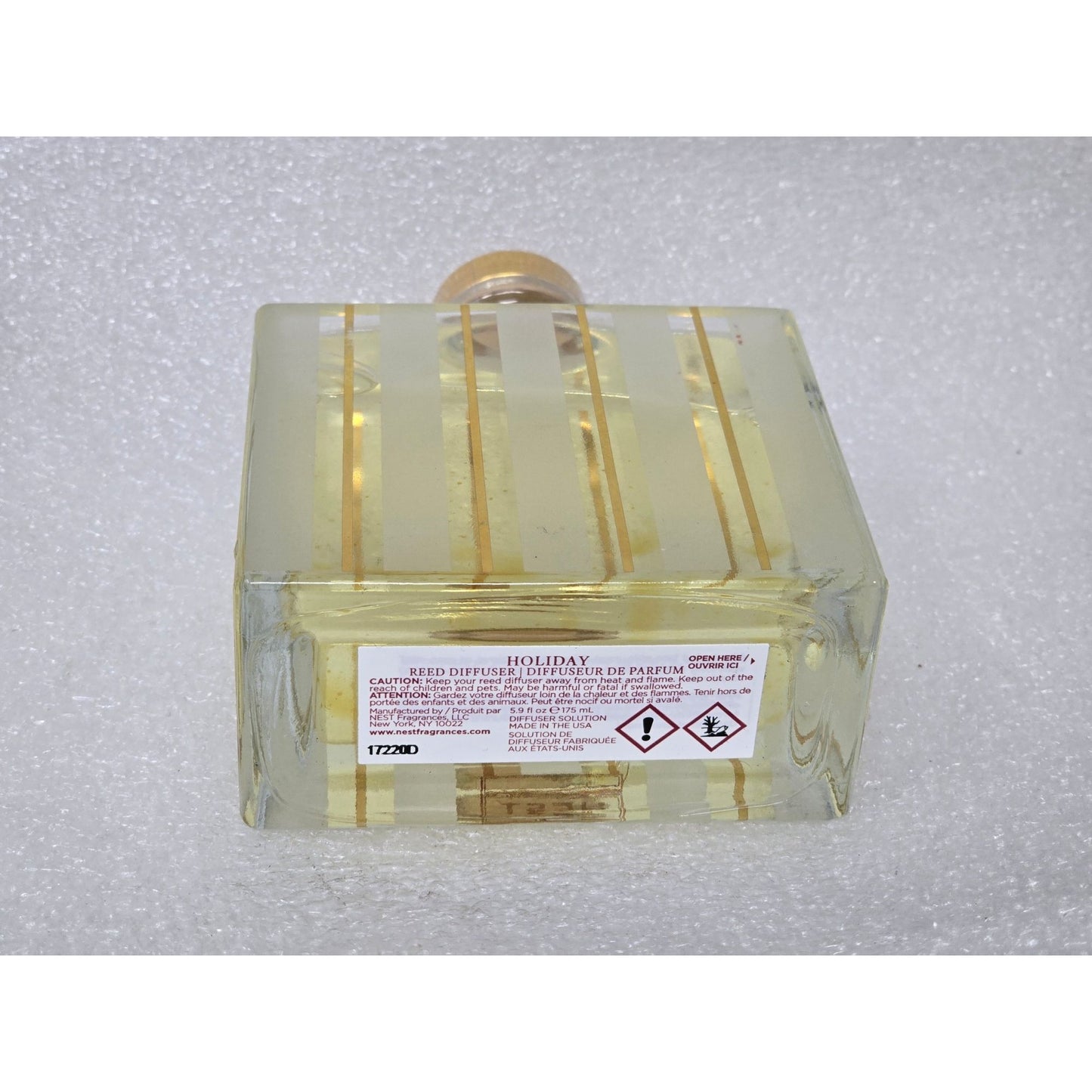 Nest Holiday Reed Diffuser 5.9 oz Decorative Glass Bottle