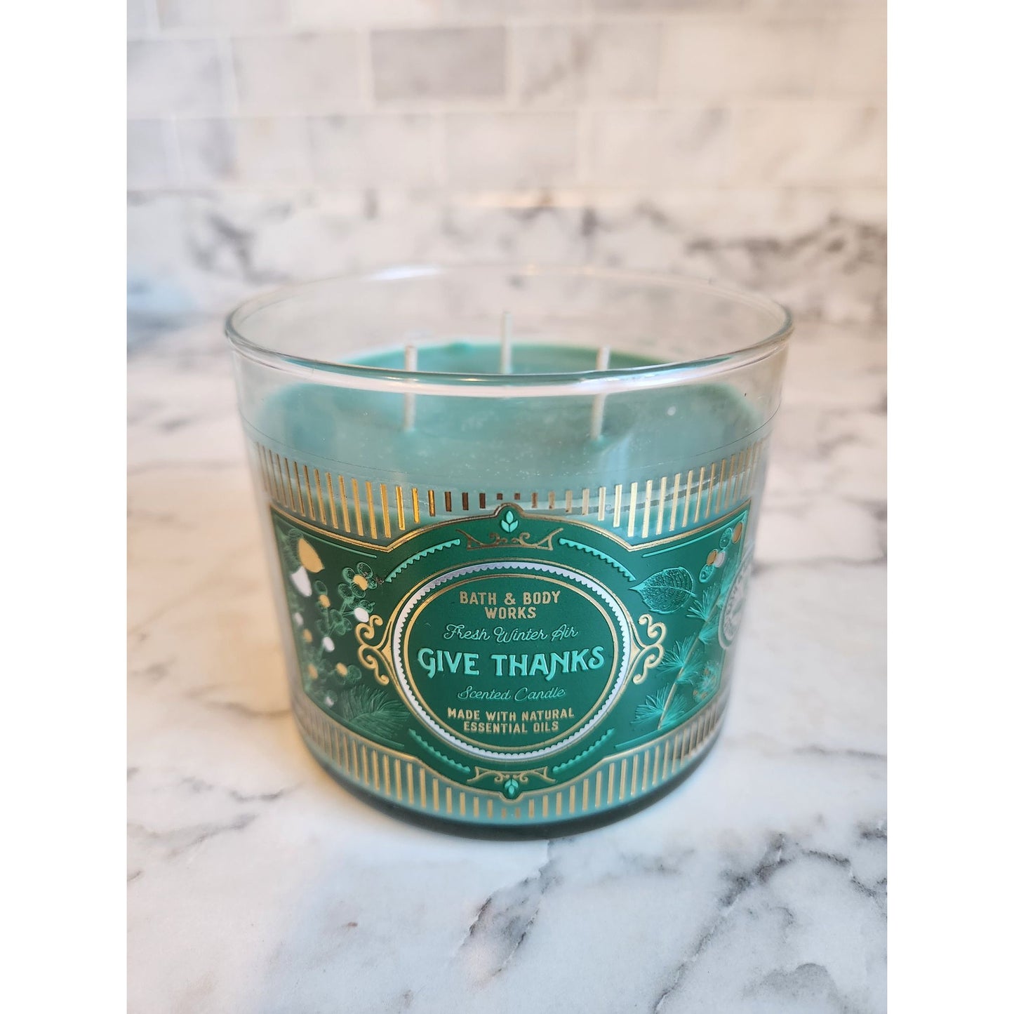 Bath & Body Works Fresh Winter Air Give Thanks 3-Wick Scented Candle 14.5 Oz With Natural Essential Oils