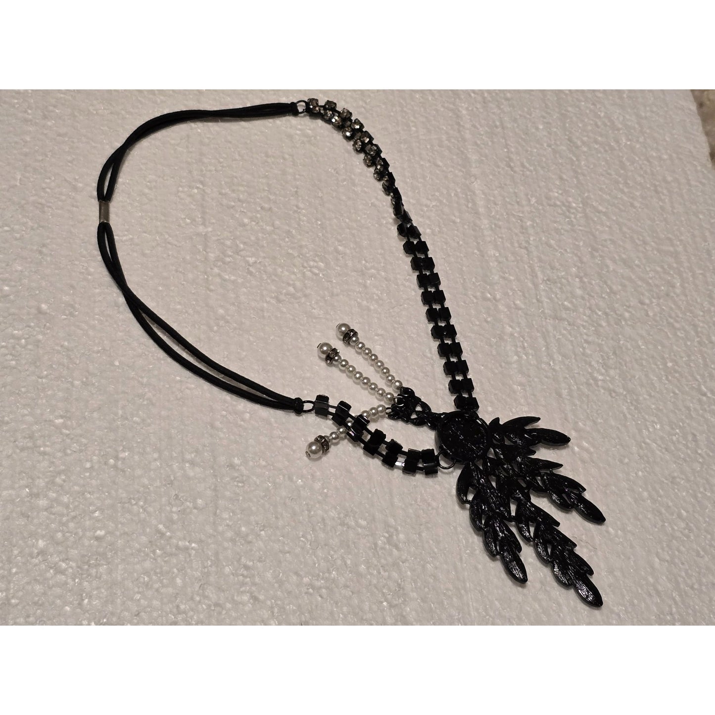 Babeyond 1920's Flapper Headpiece With Rhinestones & Faux Pearl Accents