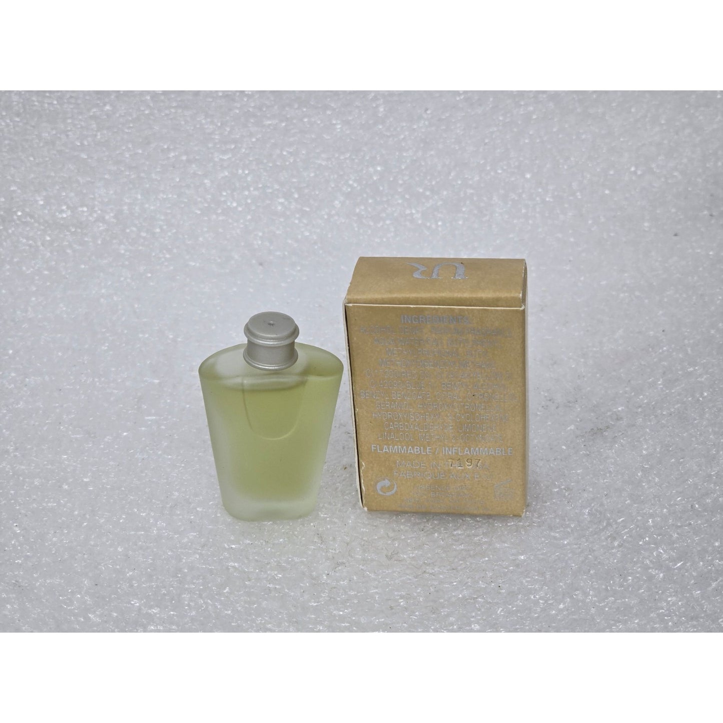 Usher UR Mini Perfume Parfum .17 Fl Oz 5 mL Miniature Bottle With Box
