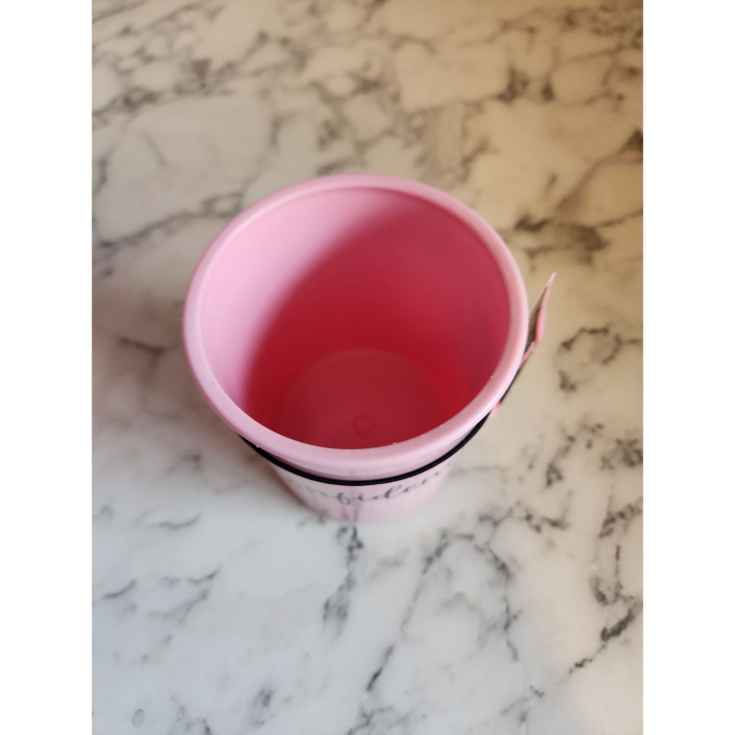 Gina Beauty Pink Confidence looks Good On Everyone Organizer Makeup Brush Holder