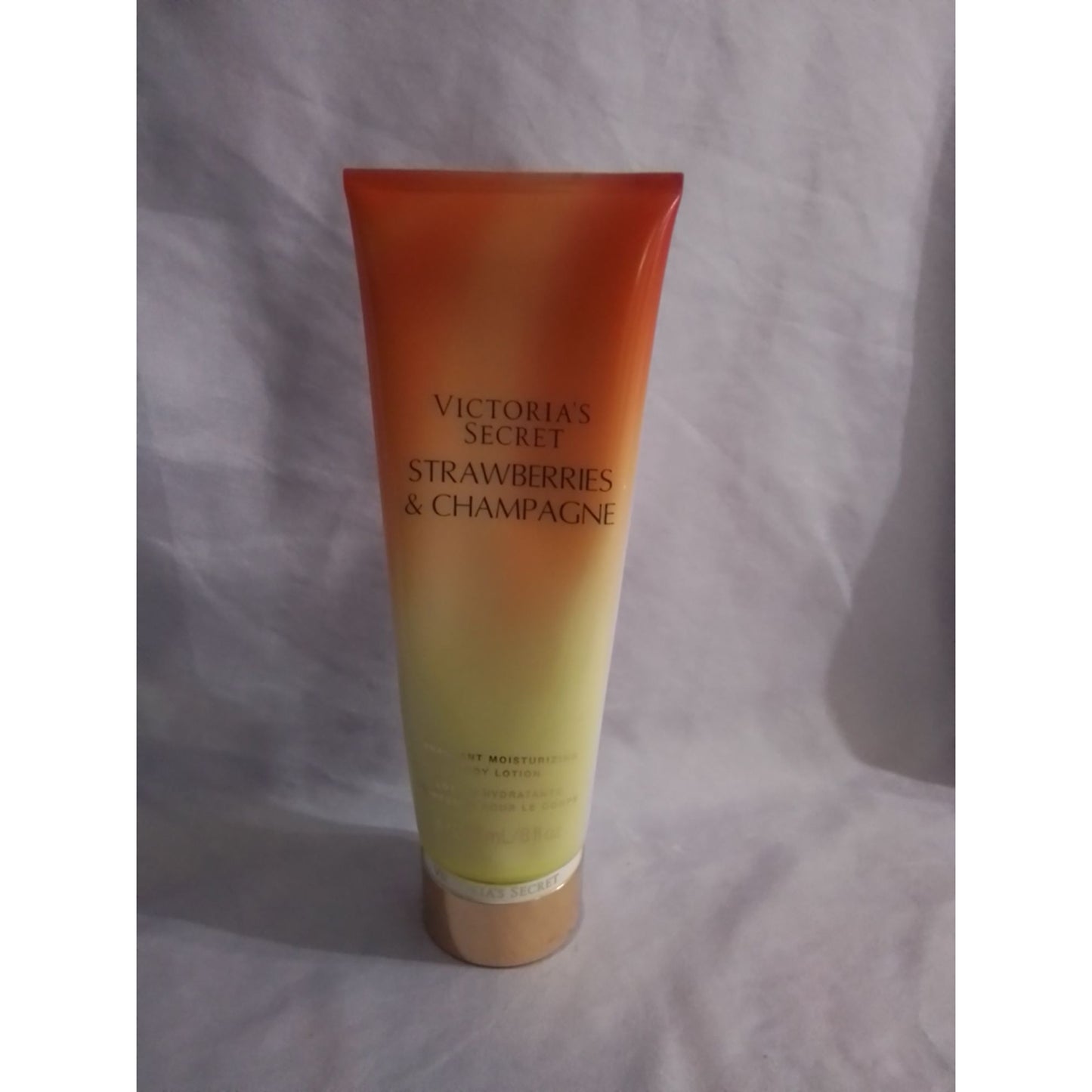 Victoria's Secret Strawberries & Champagne Hydrating Body Lotion