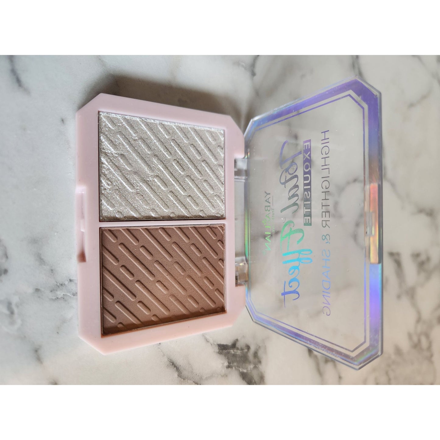 Yabaolian Total Effect Exquisite Highlighter & Shading Palette