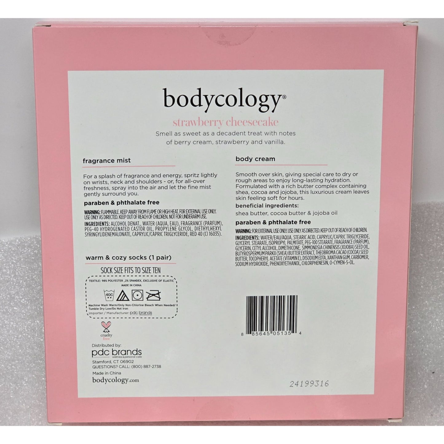 Bodycology Strawberry Cheesecake Warm & Cozy Sock Gift Set Fragrance Body Cream
