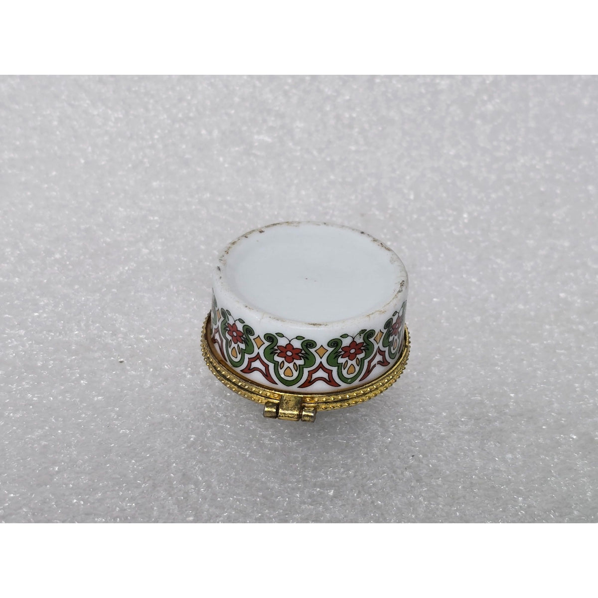 Vintage Chinese Porcelain Panda Trinket Pill Box Brass Gold Tone Hinged