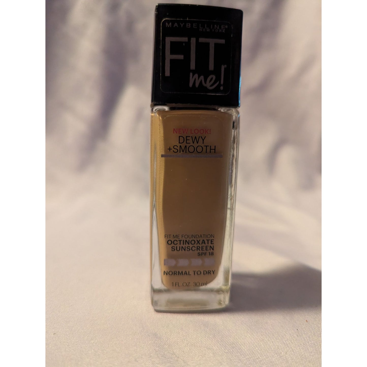 Maybelline Fit Me Foundation 225 Medium Buff Dewy + Smooth With SPF 18 For Normal To Dry Skin
