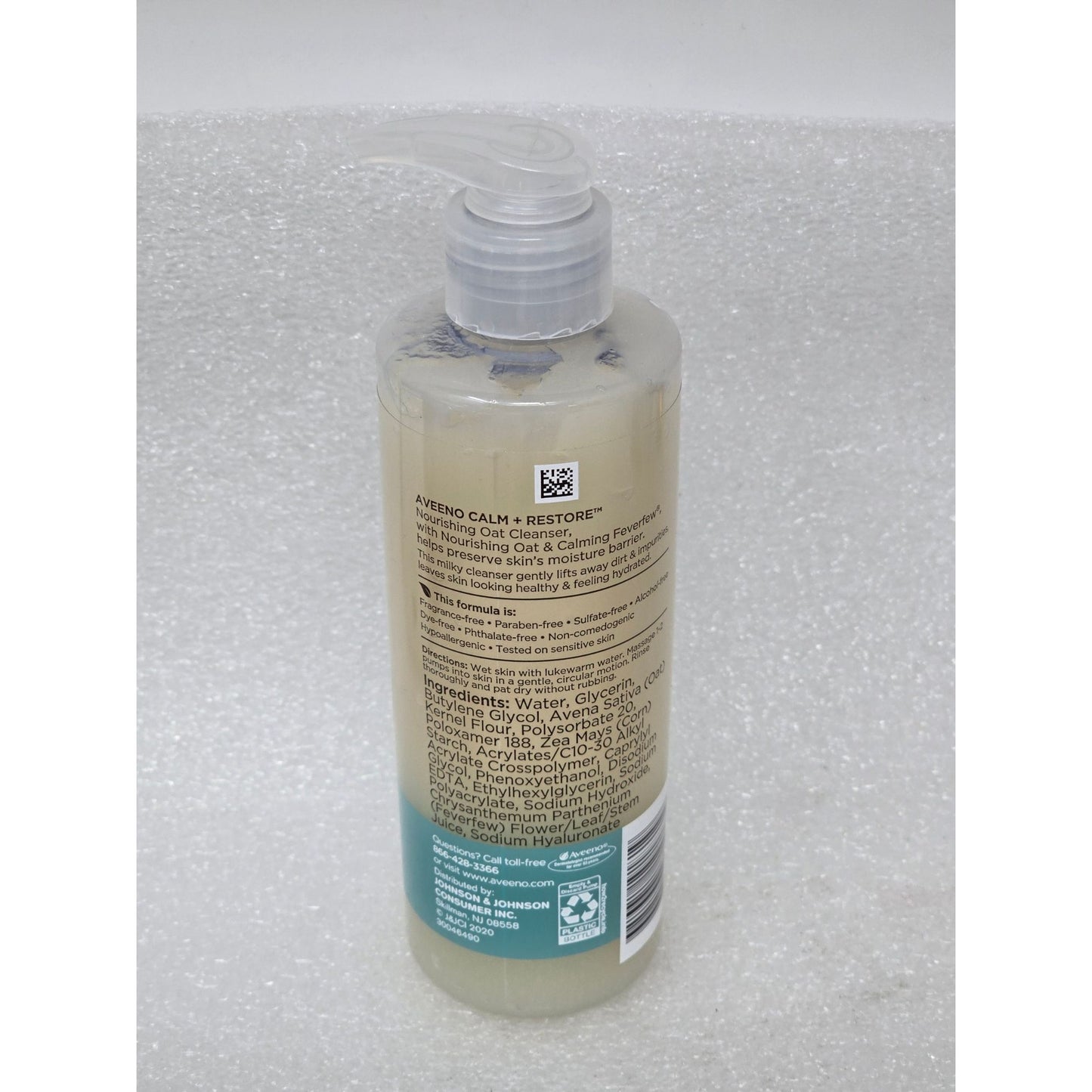 Aveeno Calm + Restore Nourishing Oat Cleanser Fragrance-Free For Sensitive Skin