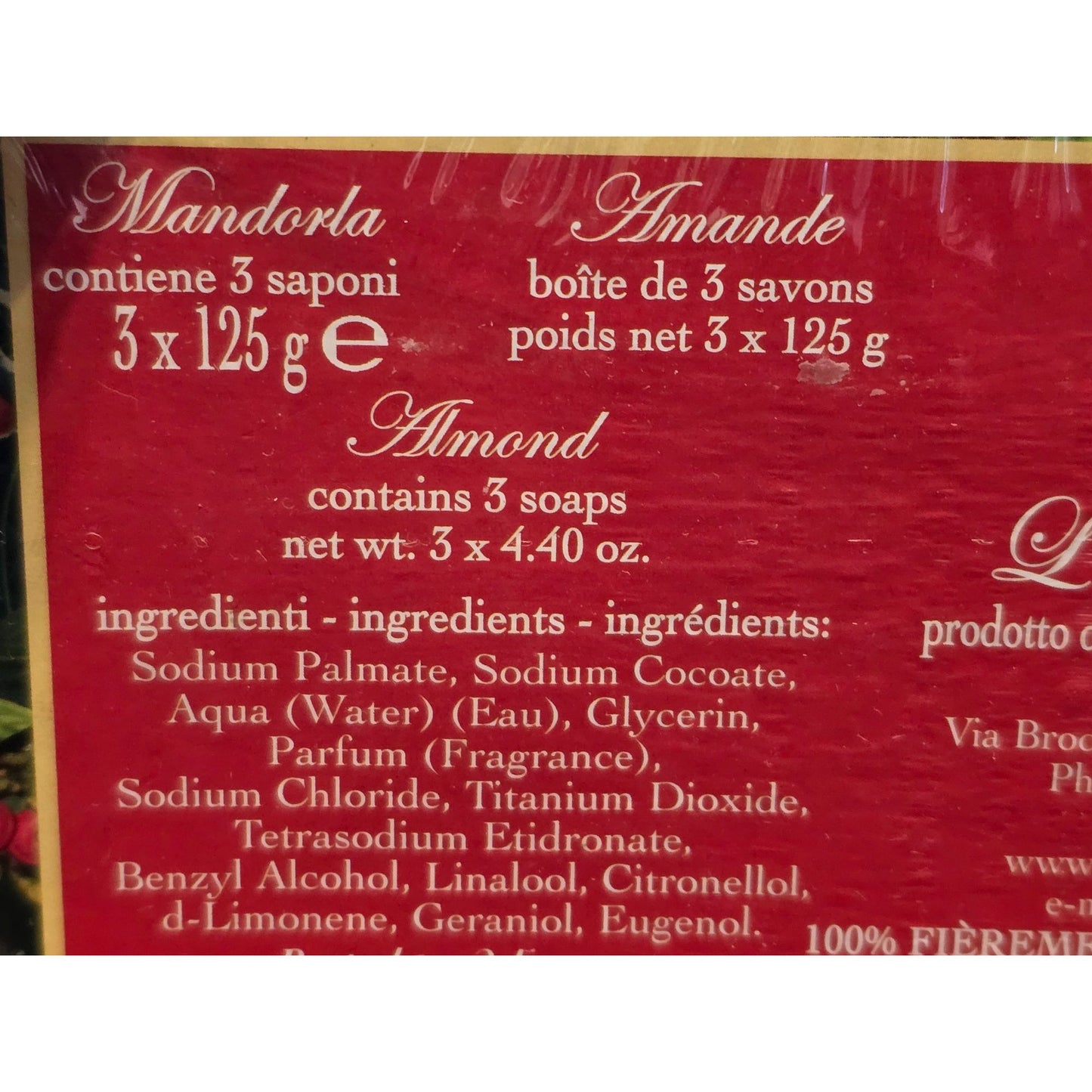 Saponificio Artigianale Fiorentino Stella Di Natale Almond Scented Soap Set of 3