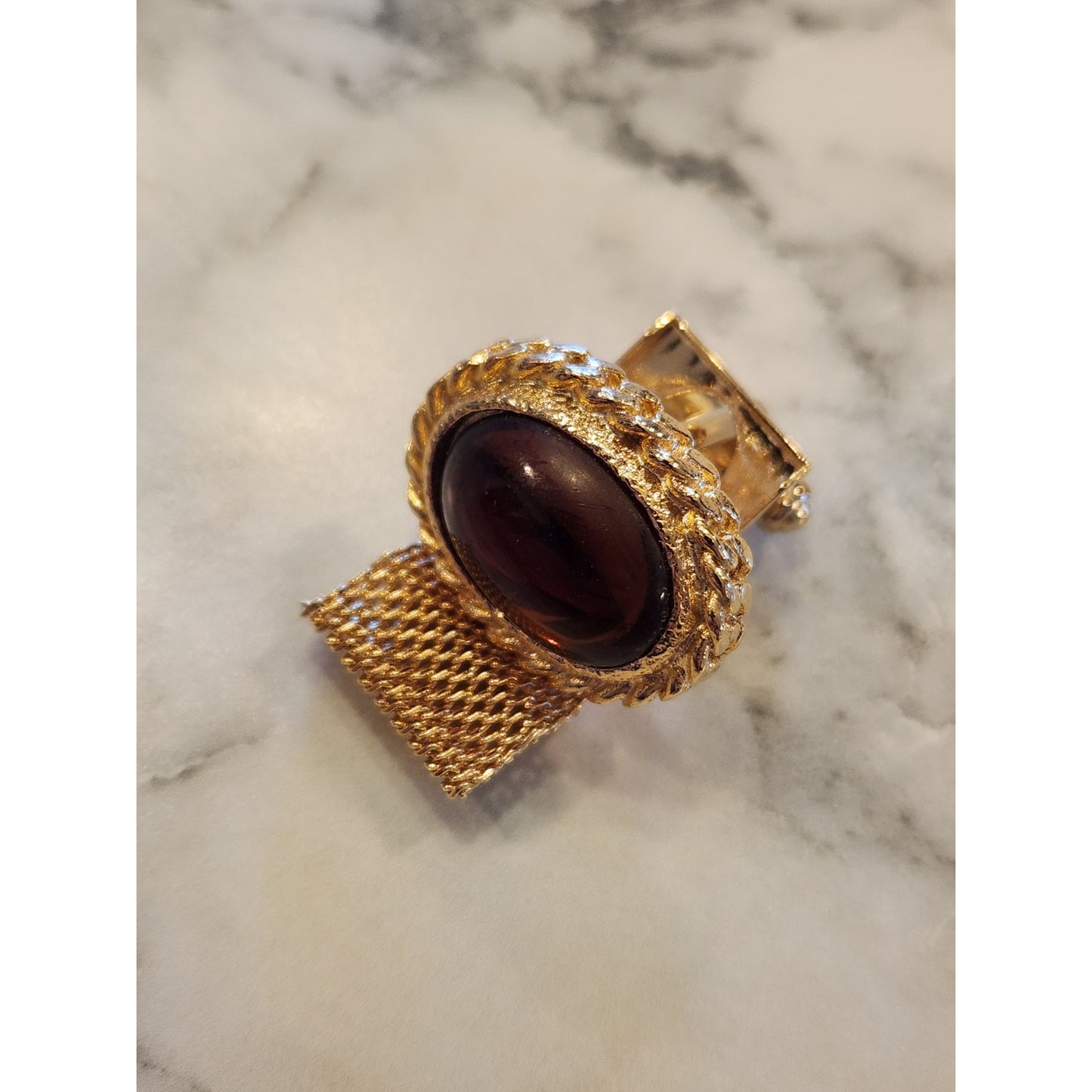 Vintage Swank Gold-Tone Mesh Wrap Cufflink With Oval Amber Glass Stone Accent