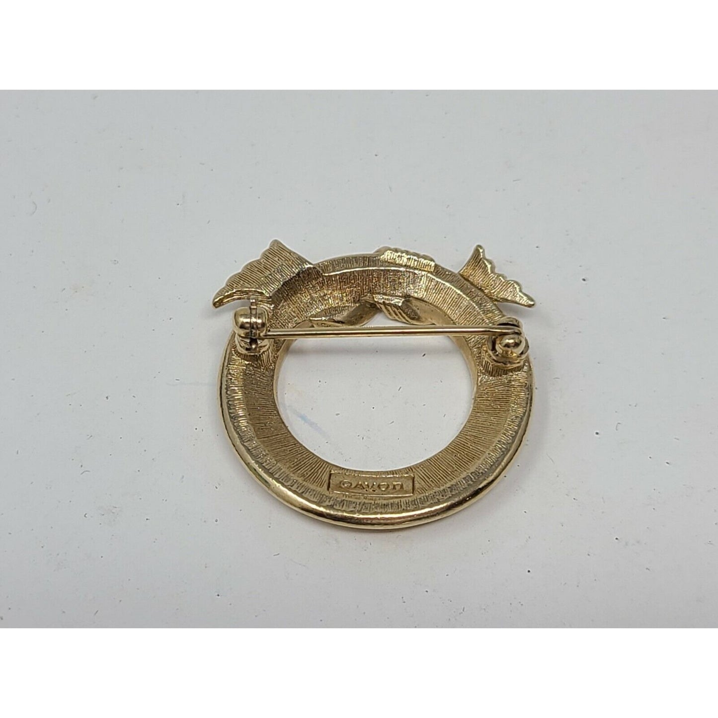Vintage Avon Gold Tone Brooch Round W/ Rhinestones Circle