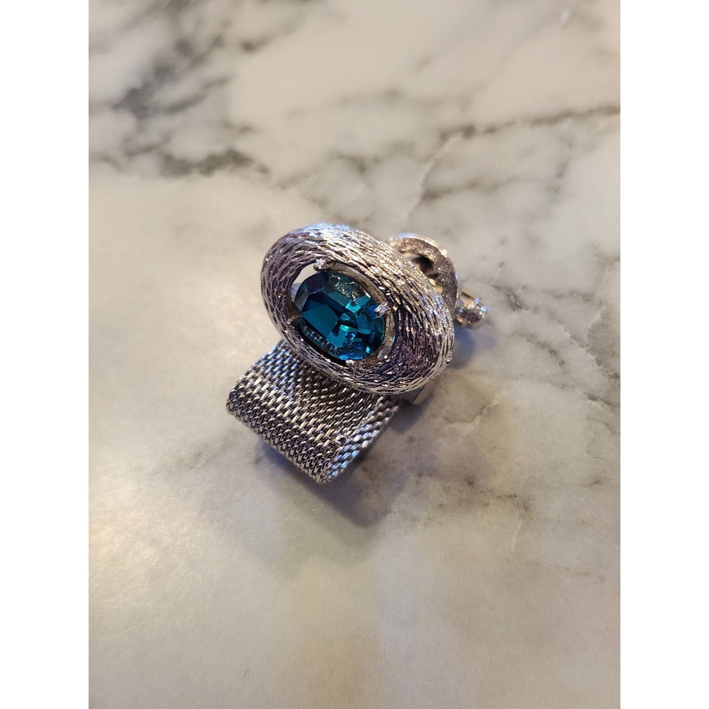 Vintage Shields 5th Avenue Mens Faux Blue Topaz Cufflink With Silver-Tone Mesh