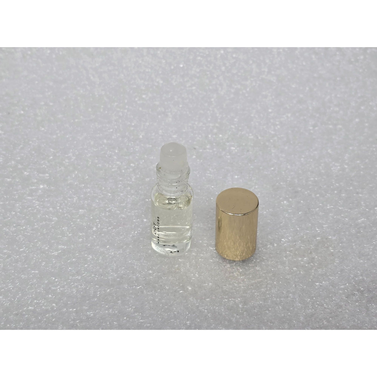 Marc Jacobs Dot Eau De Parfum Perfume Rollerball Mini 0.1 Oz Travel Size Roll On