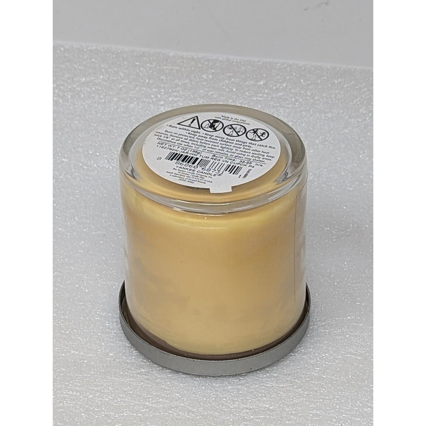 Yankee Candle Vanilla Cupcake 7 oz Candle Single Wick