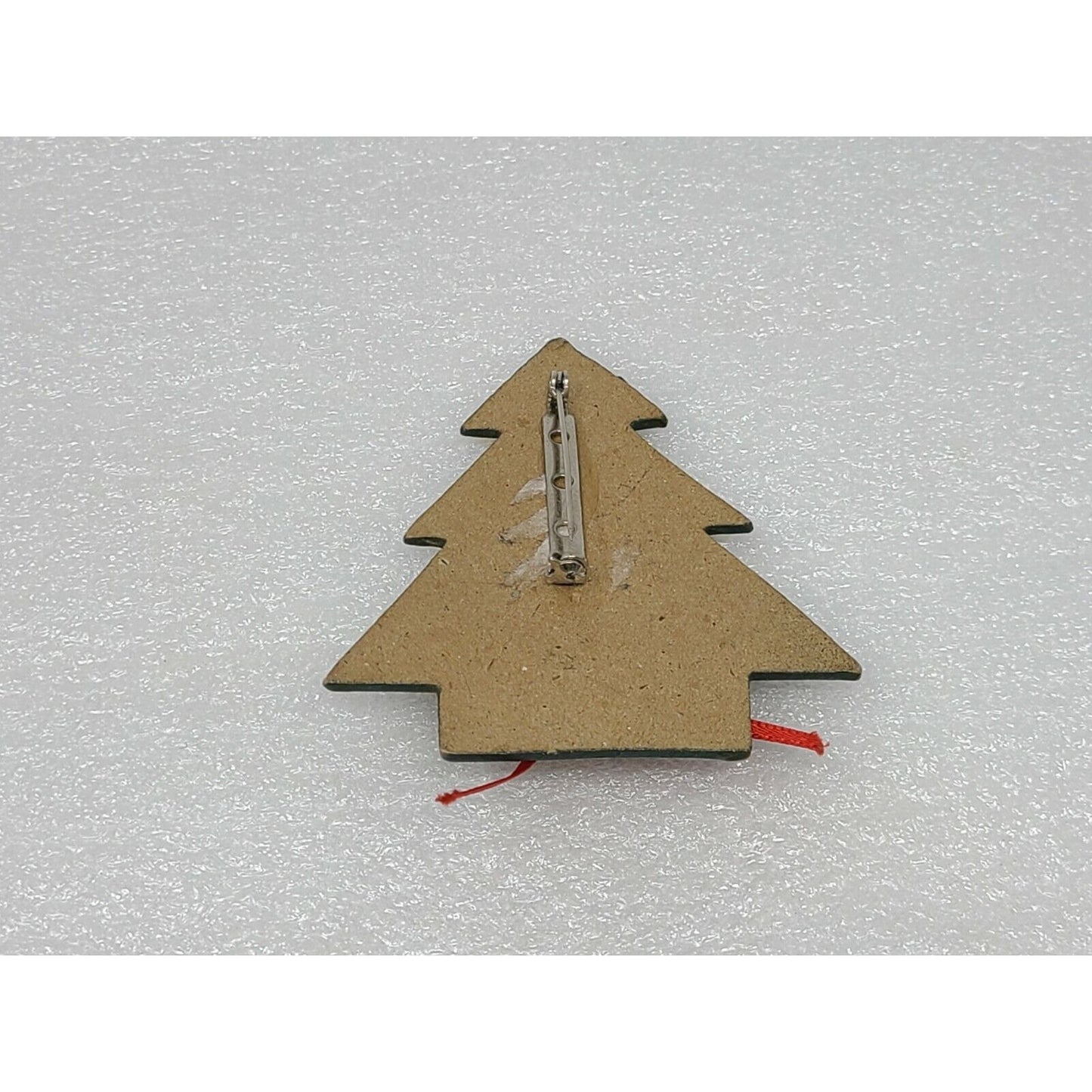 Vintage Green Wood Christmas Tree / Wreath Brooch Pin Wooden