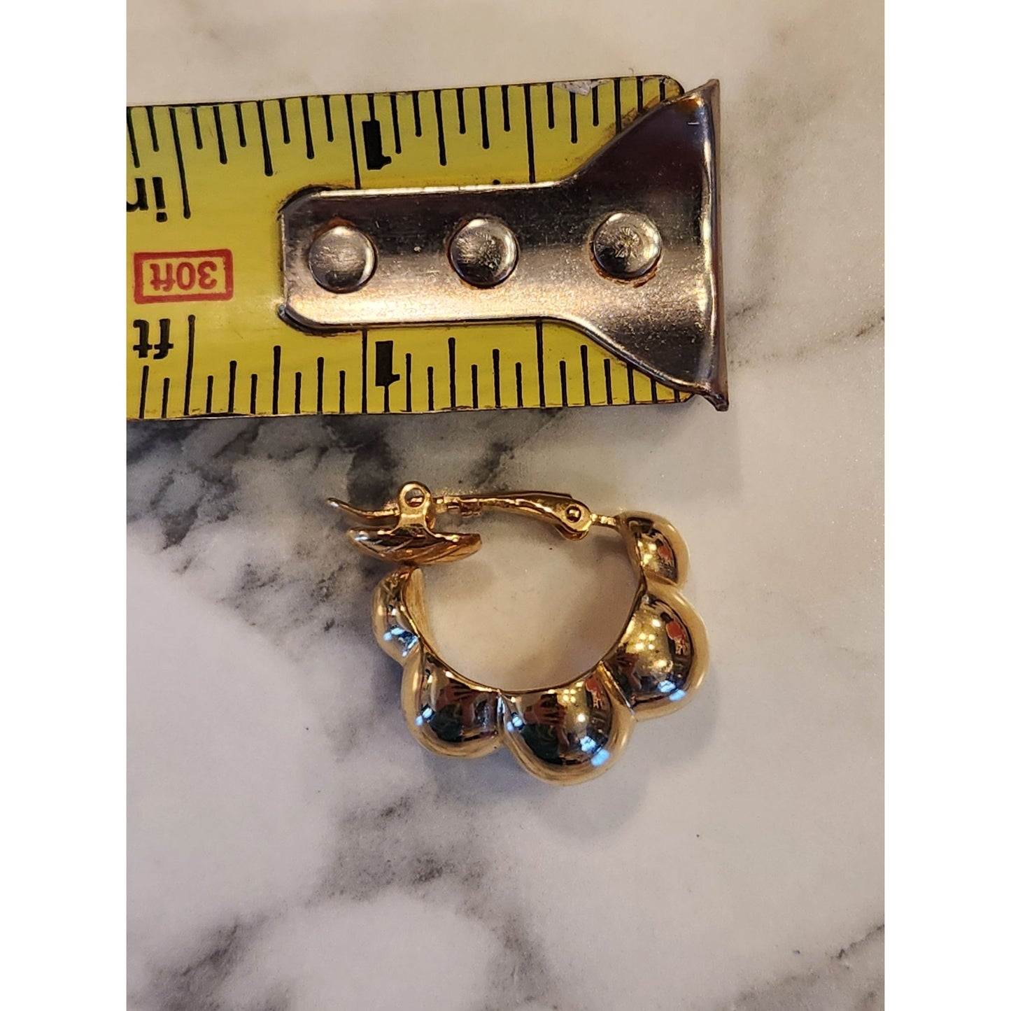 Vintage Trifari Gold-Tone Scalloped Hoop Earrings With Lever Back Fastening
