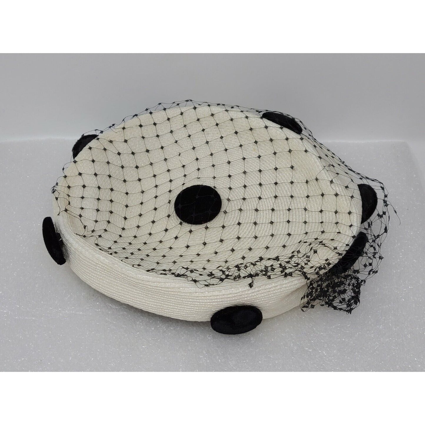 Vintage Styled by Janet Women's Hat White & Black