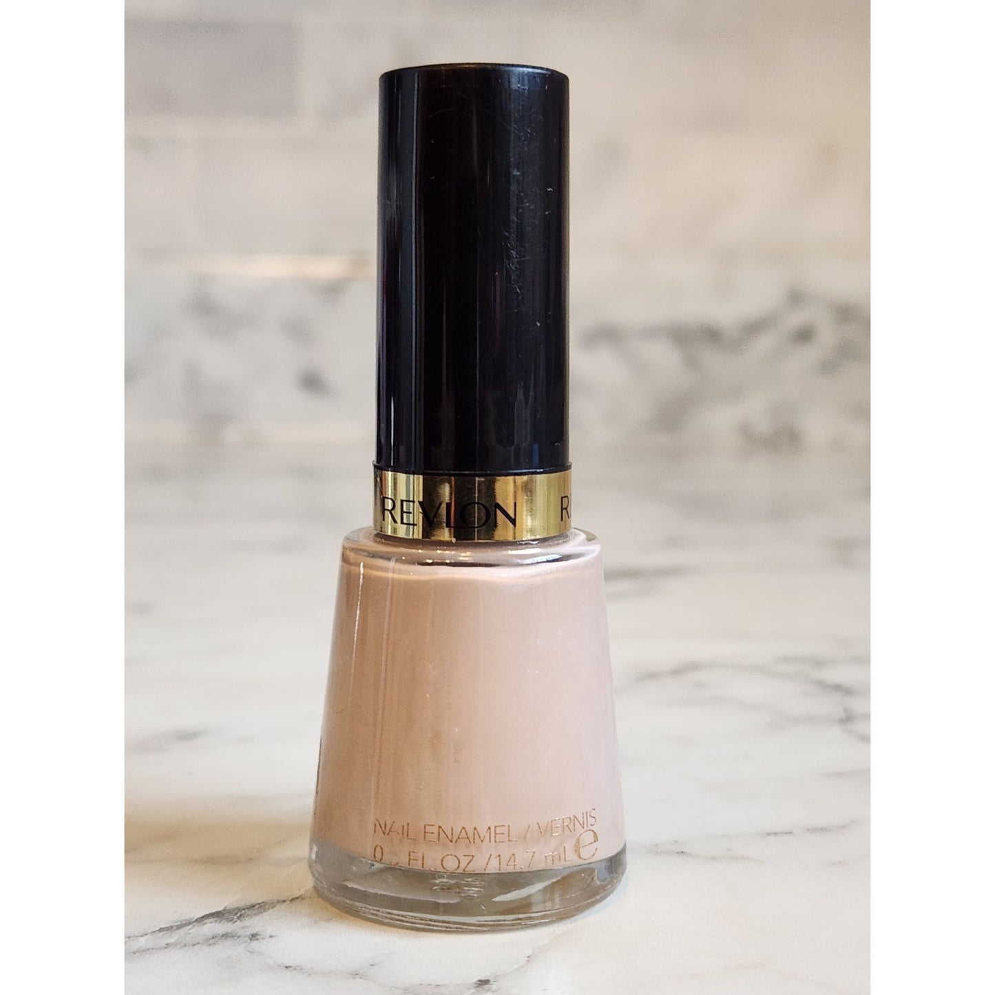 Revlon Nail Enamel Gray Suede 705 Neutral Beige Long-Wear Chip-Resistant Polish