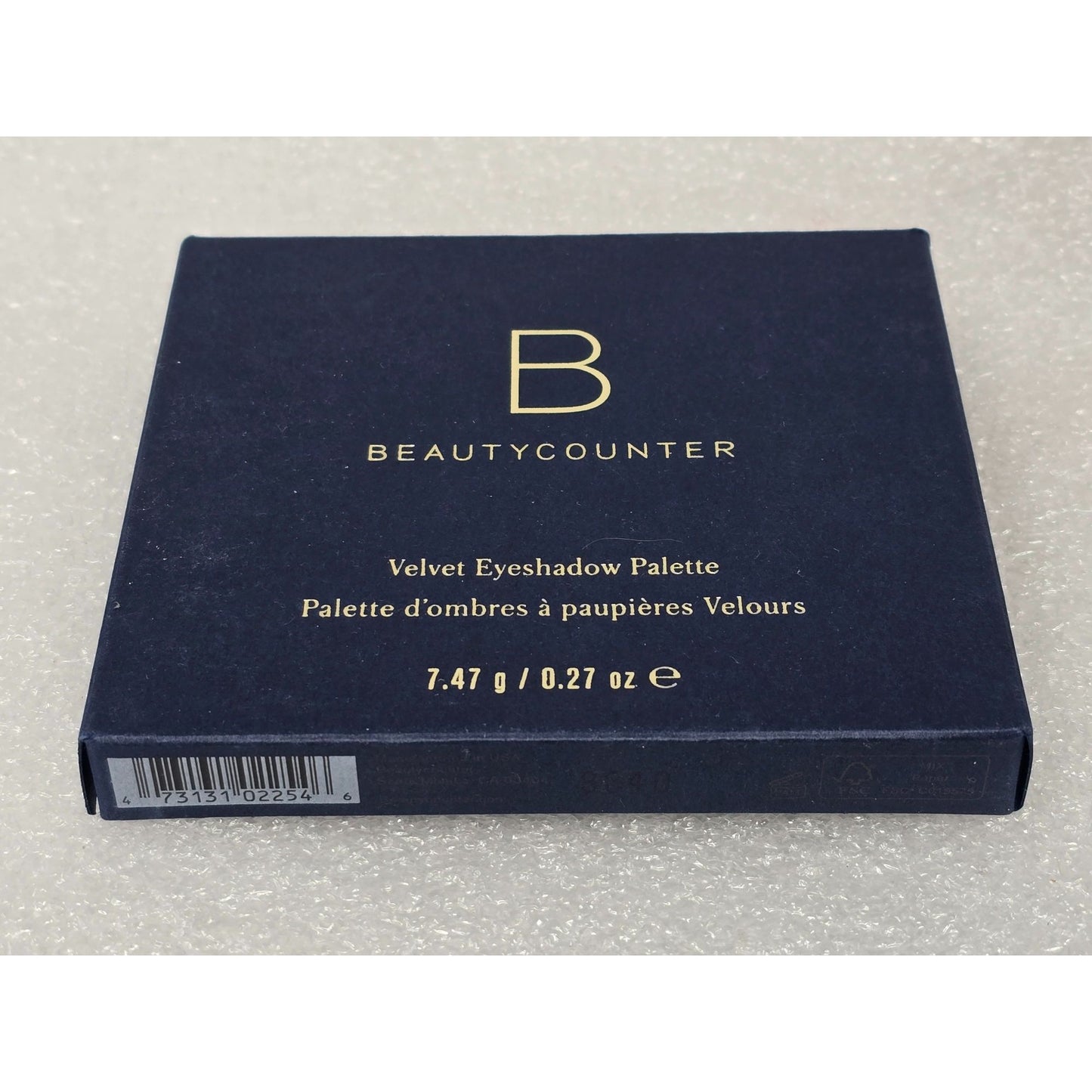 Beautycounter Velvet Eyeshadow Palette With Mirror Romantic 9 Shades 7.47g