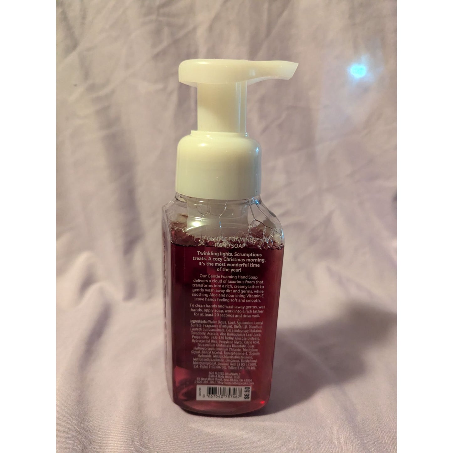 Bath & Body Works Holly Jolly Berry Gentle Foaming Hand Soap 8.75 Fl Oz