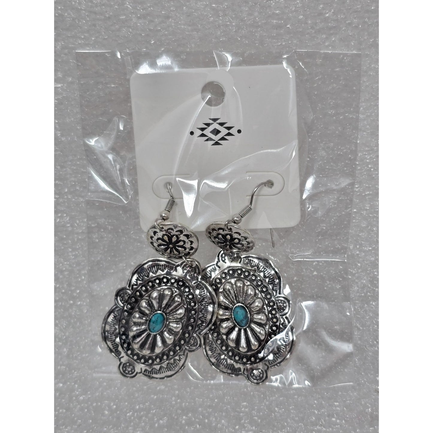 Western Style Silver Tone & Faux Turquoise Drop Dangle Earrings