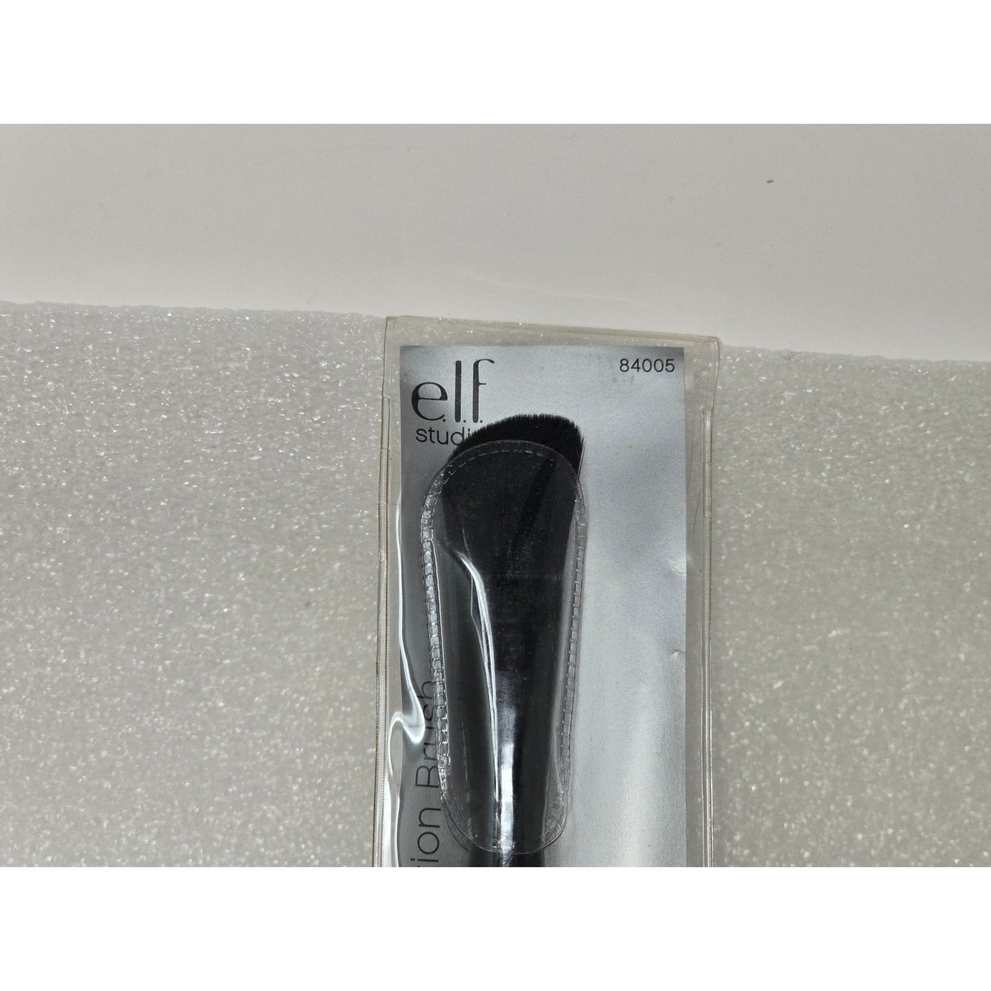 Elf Studio Angled Foundation Brush 84005