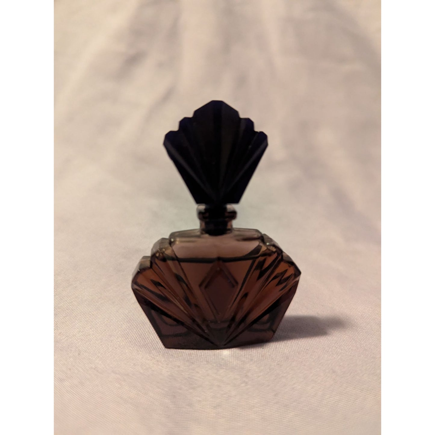 Elizabeth Taylor Passion Mini Perfume .12 Oz Parfum Vintage Collectible Bottle