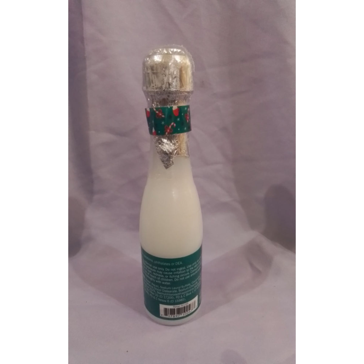 Sweet & Shimmer Peppermint Bubble Bath Decorative Holiday Design Christmas
