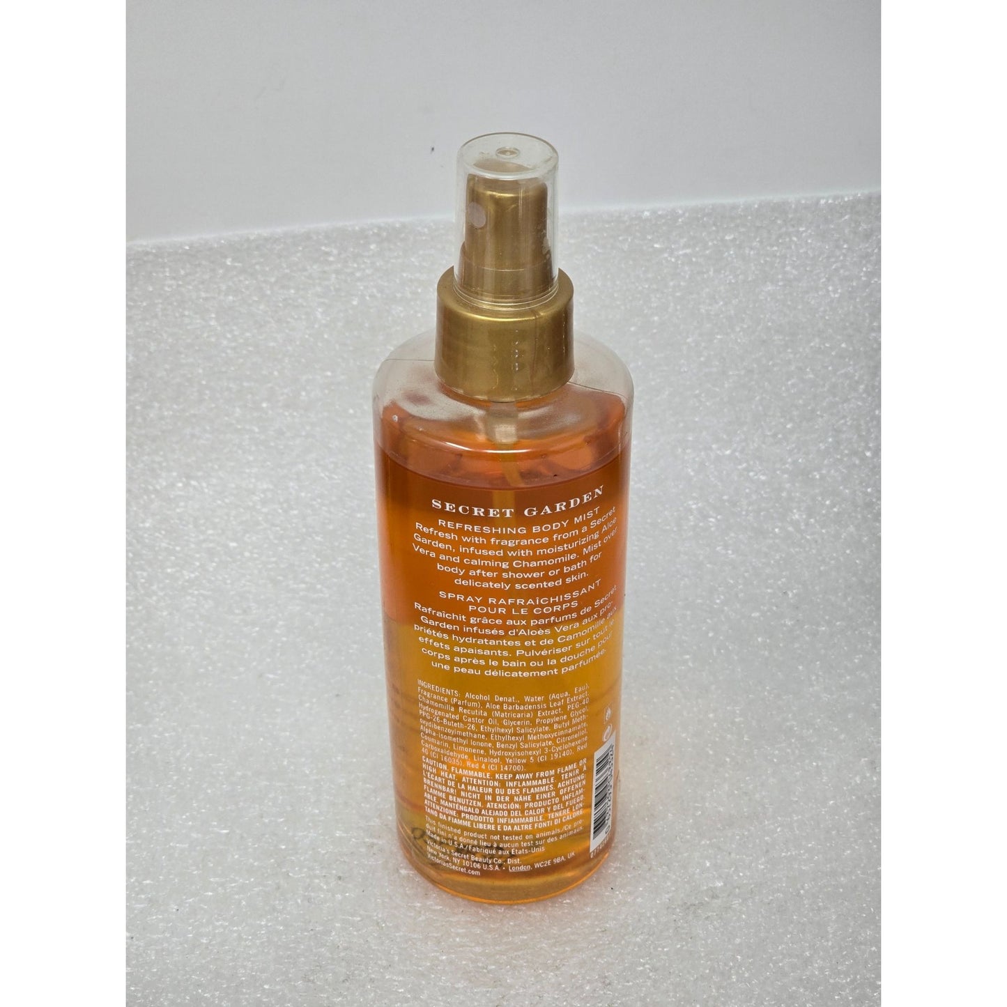 Victoria's Secret Amber Romance Refreshing Body Mist Black Cherry & Sandalwood