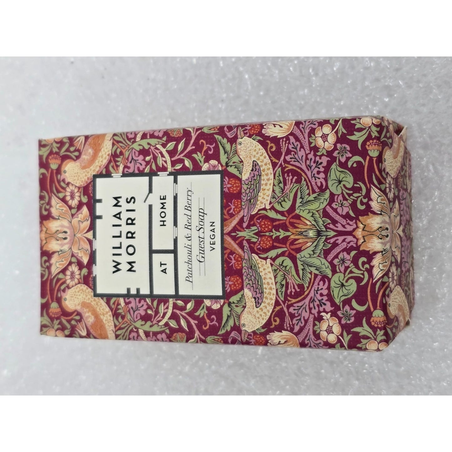 William Morris at Home Patchouli & Red Berry Guest Soap 1.7 oz (50 g) Vegan