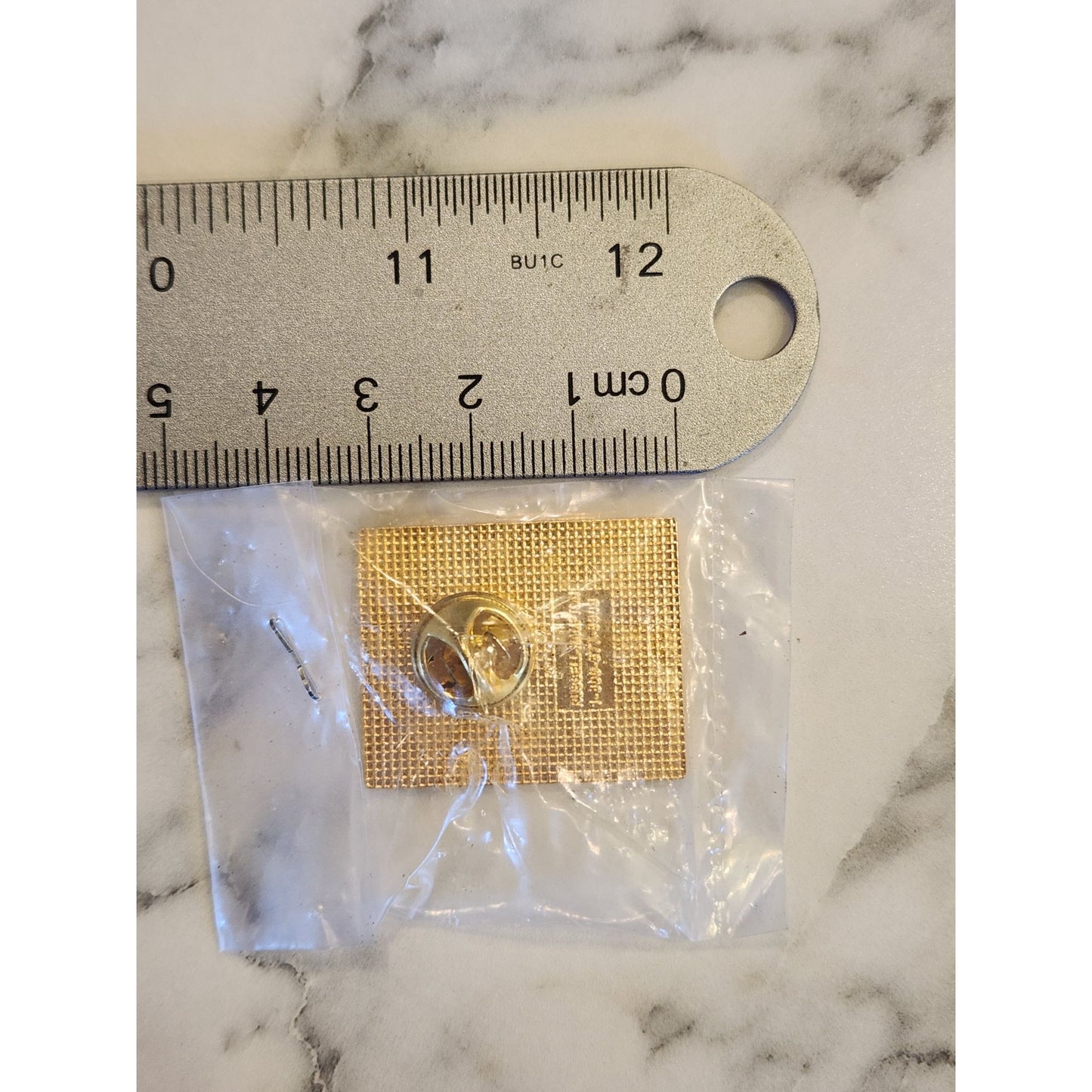 Rotary International Mankind Is Our Business Enamel Pin Badge Blue & Gold Tone