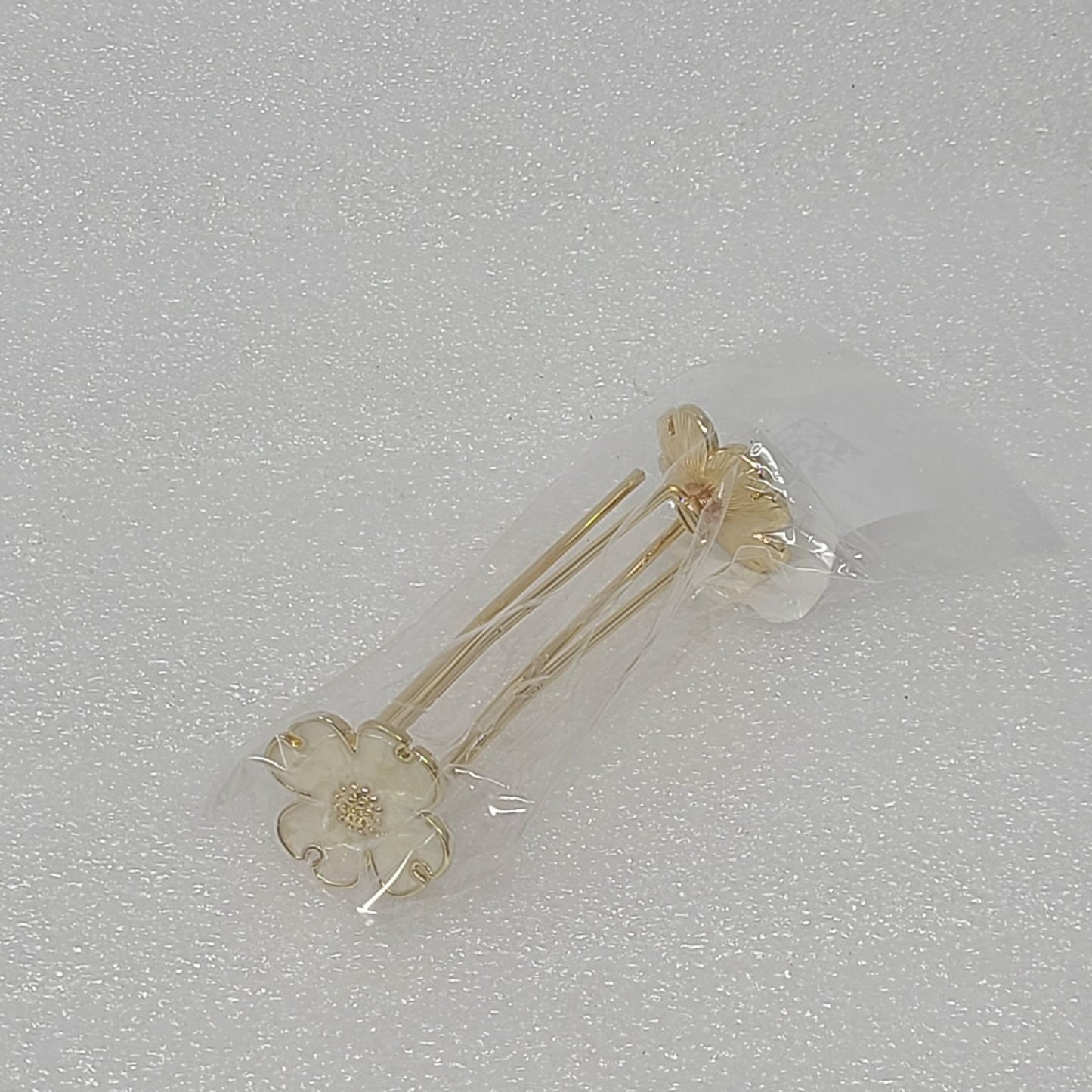 Lilla Rose Dogwood U-Pin Hair Clip Pins UP-2757-L Flower