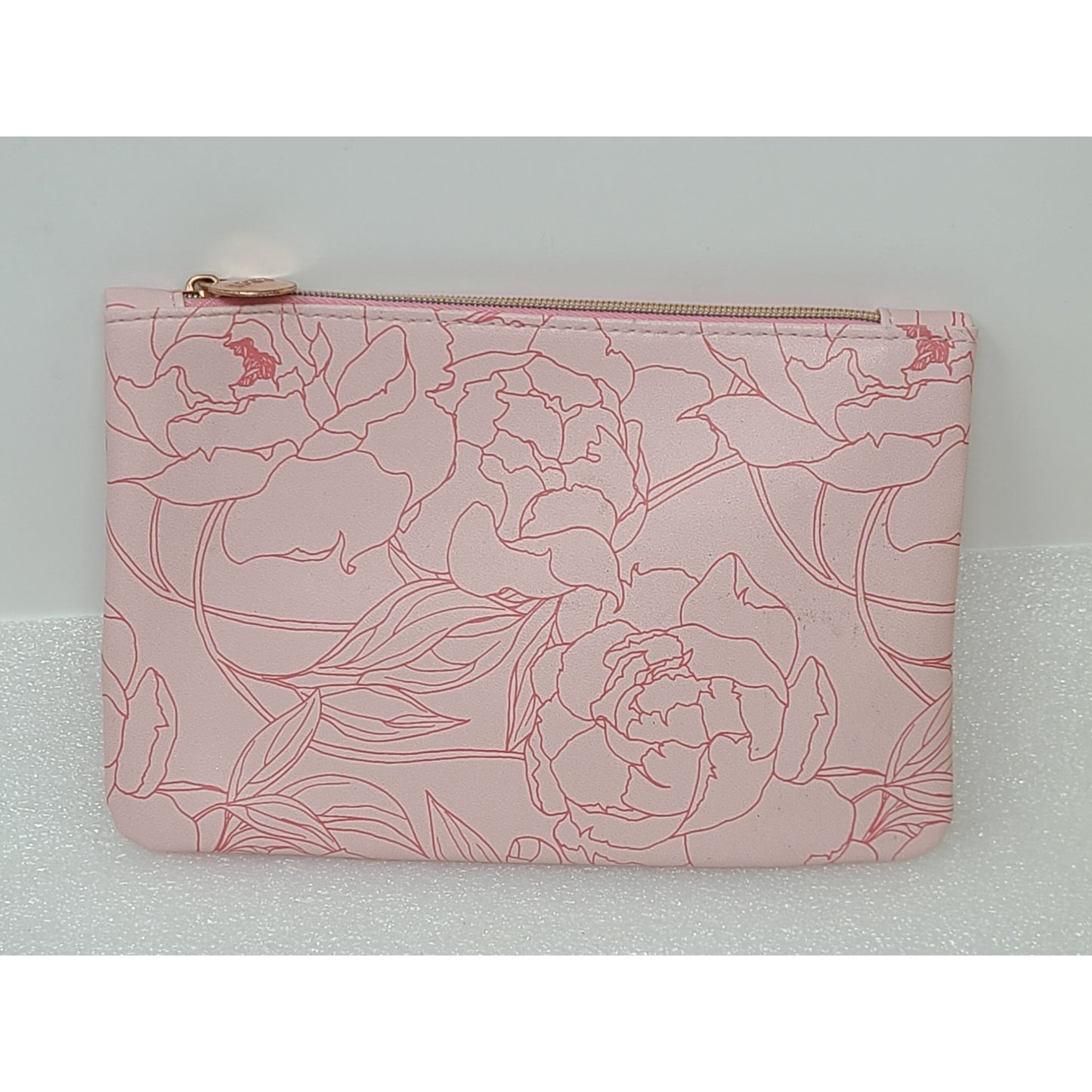 Ipsy Makeup Cosmetics Glam Bag Pouch Pink Roses