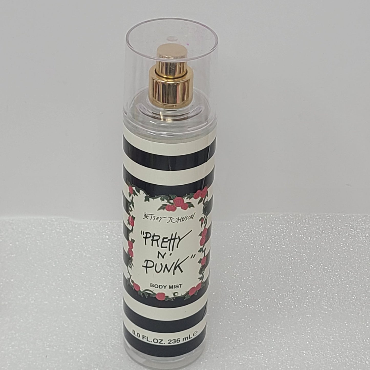 Betsey Johnson Pretty N Punk Fragrance Body Mist Spray 8 oz