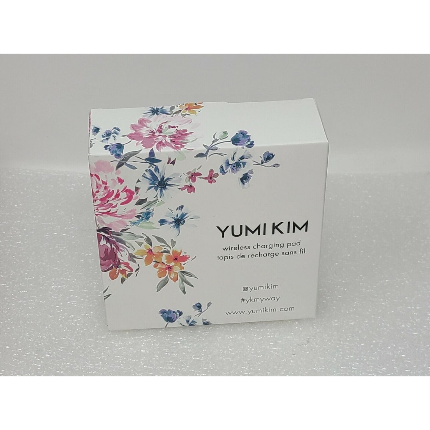 Yumi Kim FabFitFun Wireless Charging Pad Floral USB Charger Cell Phone