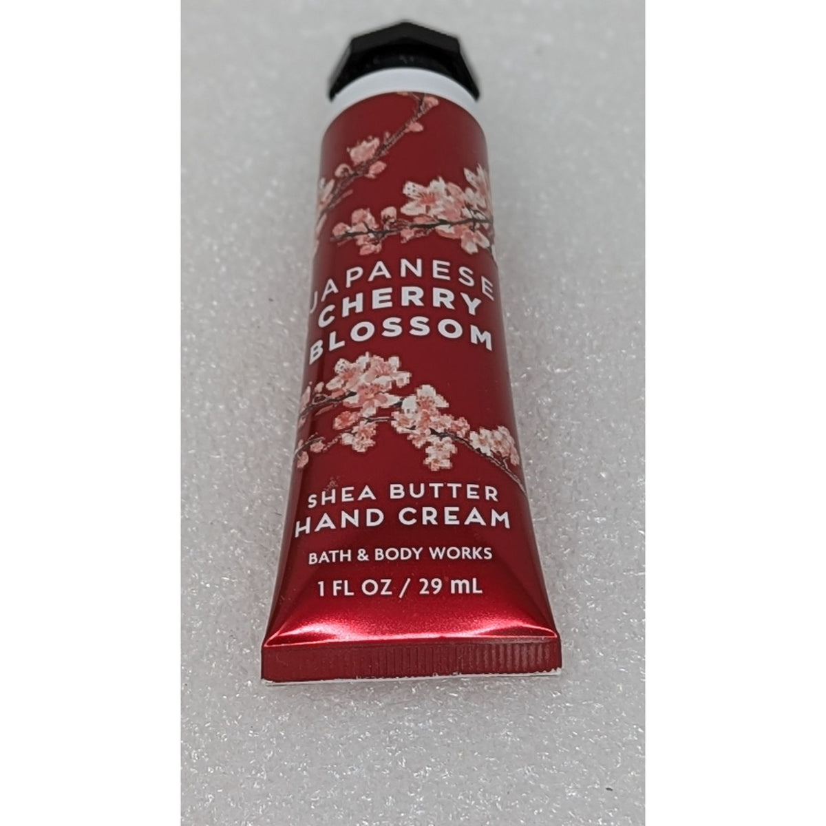 Bath & Body Works Japanese Cherry Blossom Shea Butter Hand Cream 1 oz